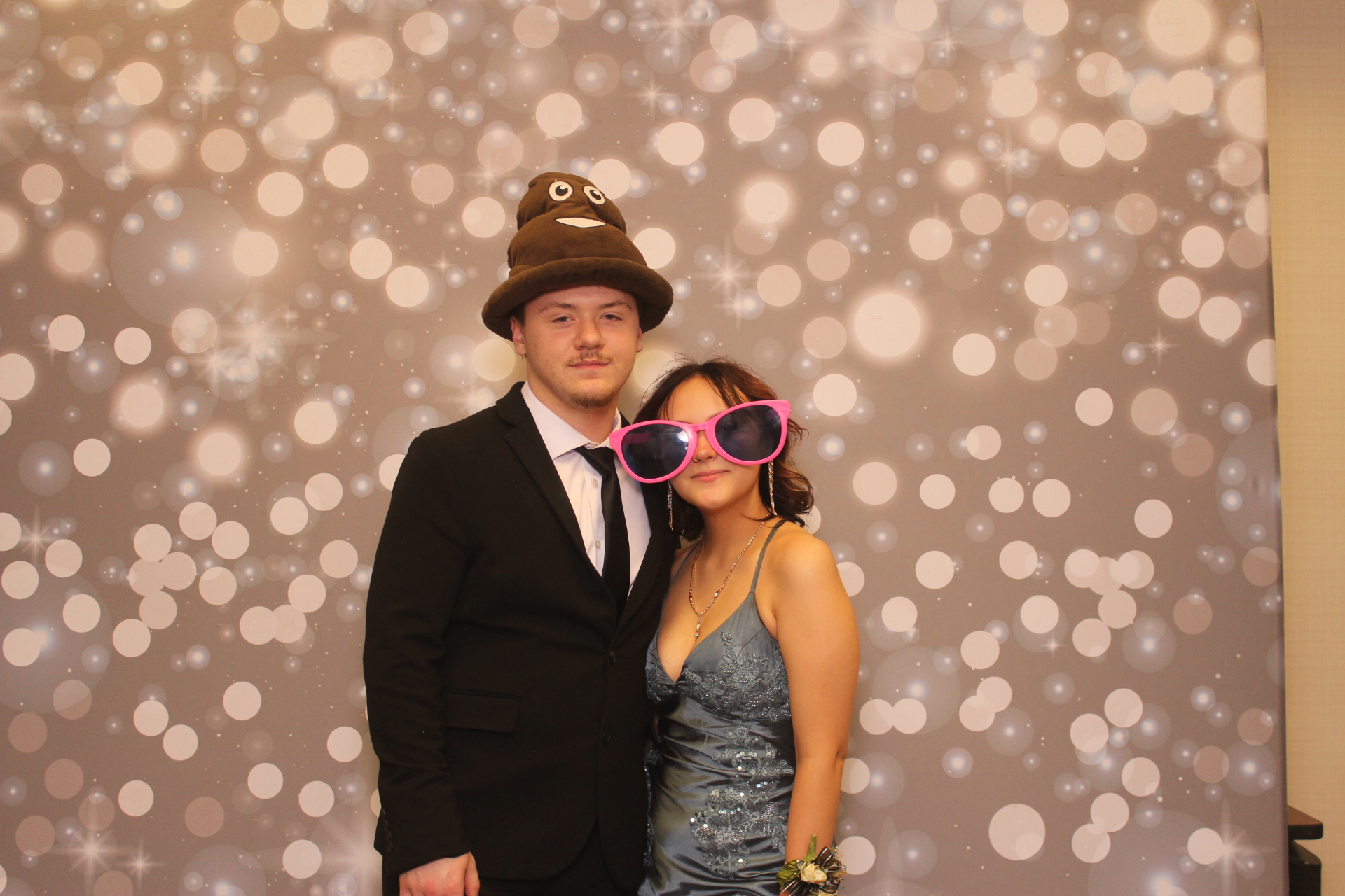 Valley View Prom | View more photos from the event at gallery.photoboothcincy.com/u/PhotoBoothCincy/Valley-View-Prom-0