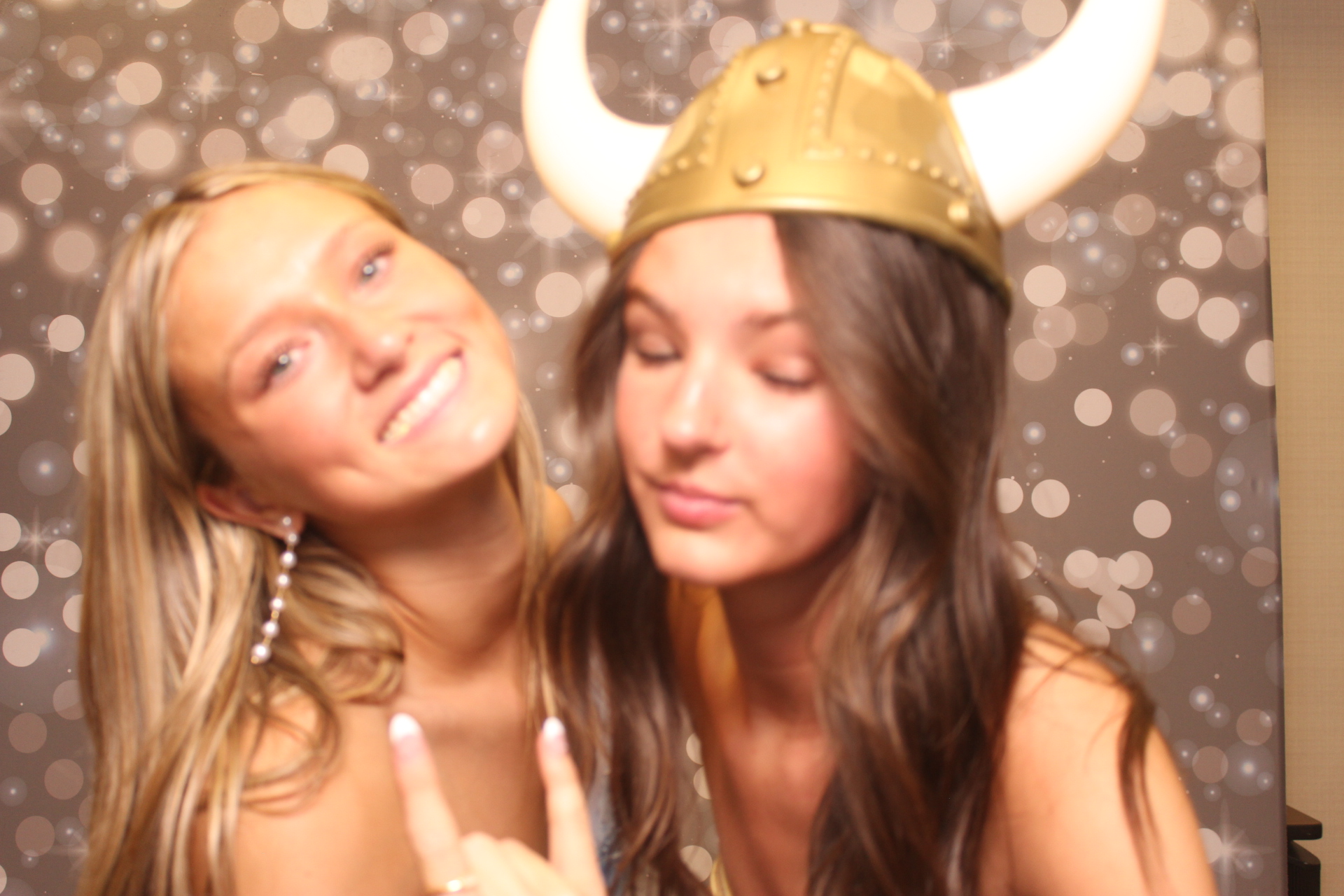 Valley View Prom | View more photos from the event at gallery.photoboothcincy.com/u/PhotoBoothCincy/Valley-View-Prom-0