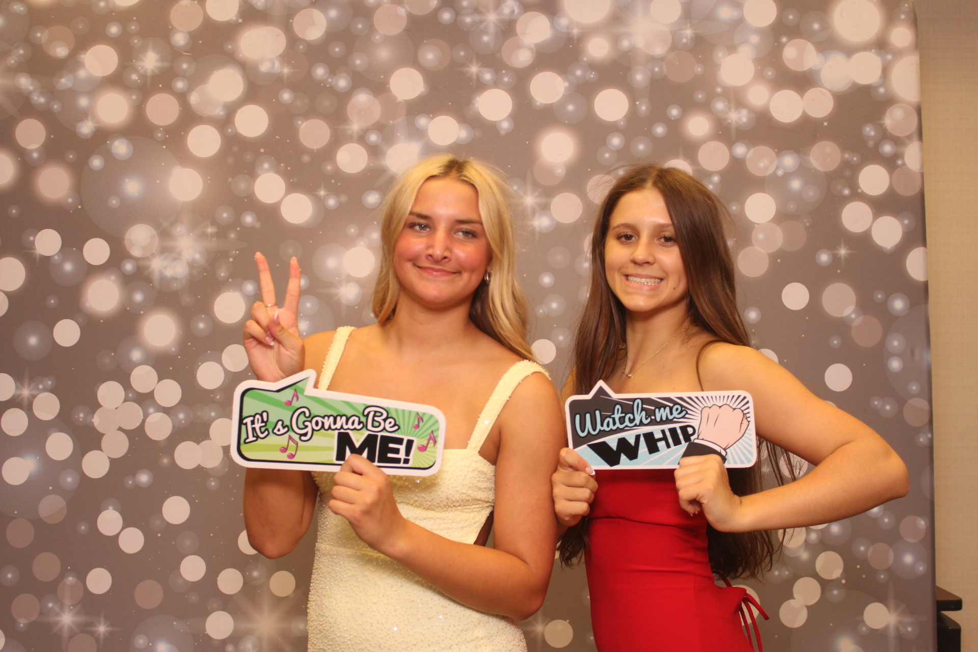Valley View Prom | View more photos from the event at gallery.photoboothcincy.com/u/PhotoBoothCincy/Valley-View-Prom-0