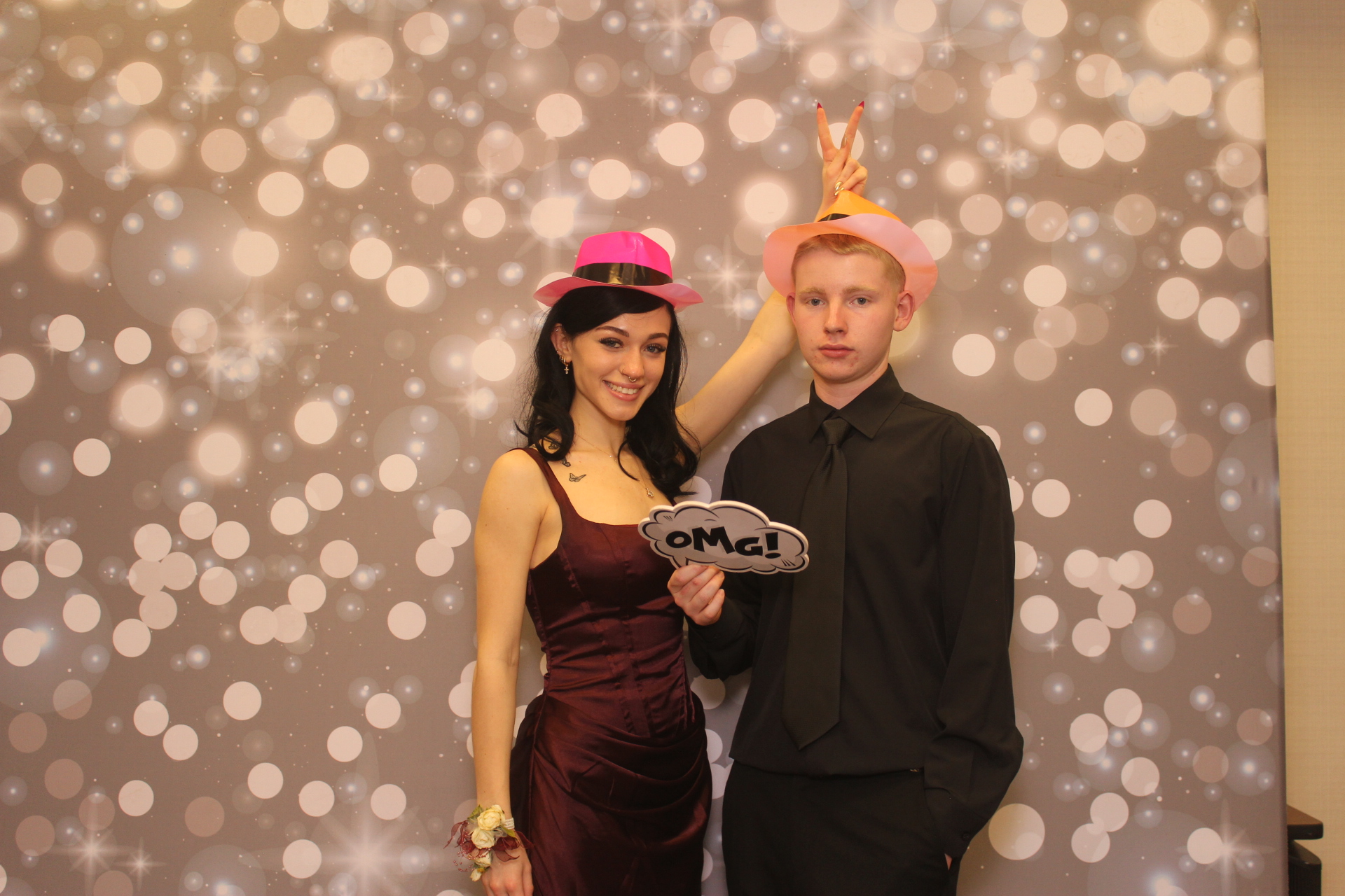 Valley View Prom | View more photos from the event at gallery.photoboothcincy.com/u/PhotoBoothCincy/Valley-View-Prom-0