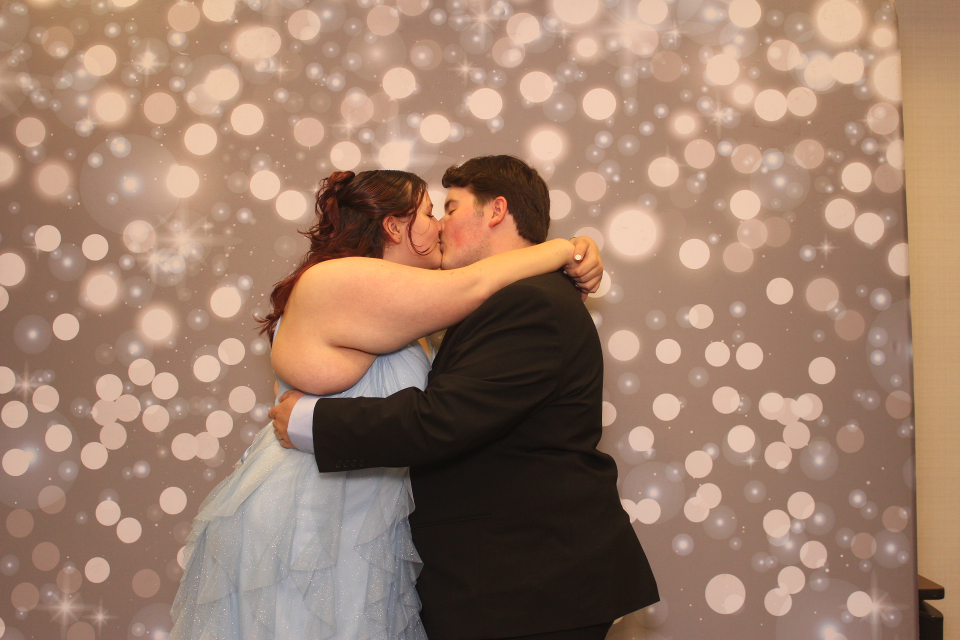 Valley View Prom | View more photos from the event at gallery.photoboothcincy.com/u/PhotoBoothCincy/Valley-View-Prom-0