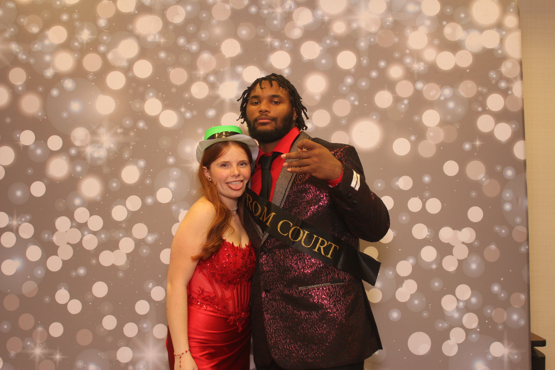 Valley View Prom | View more photos from the event at gallery.photoboothcincy.com/u/PhotoBoothCincy/Valley-View-Prom-0