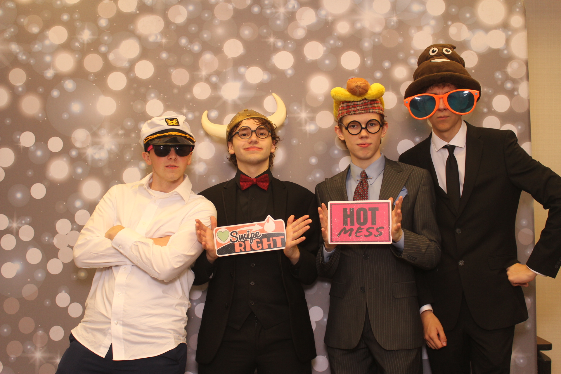 Valley View Prom | View more photos from the event at gallery.photoboothcincy.com/u/PhotoBoothCincy/Valley-View-Prom-0