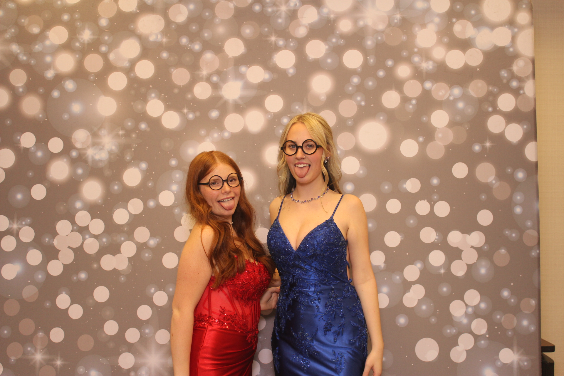Valley View Prom | View more photos from the event at gallery.photoboothcincy.com/u/PhotoBoothCincy/Valley-View-Prom-0