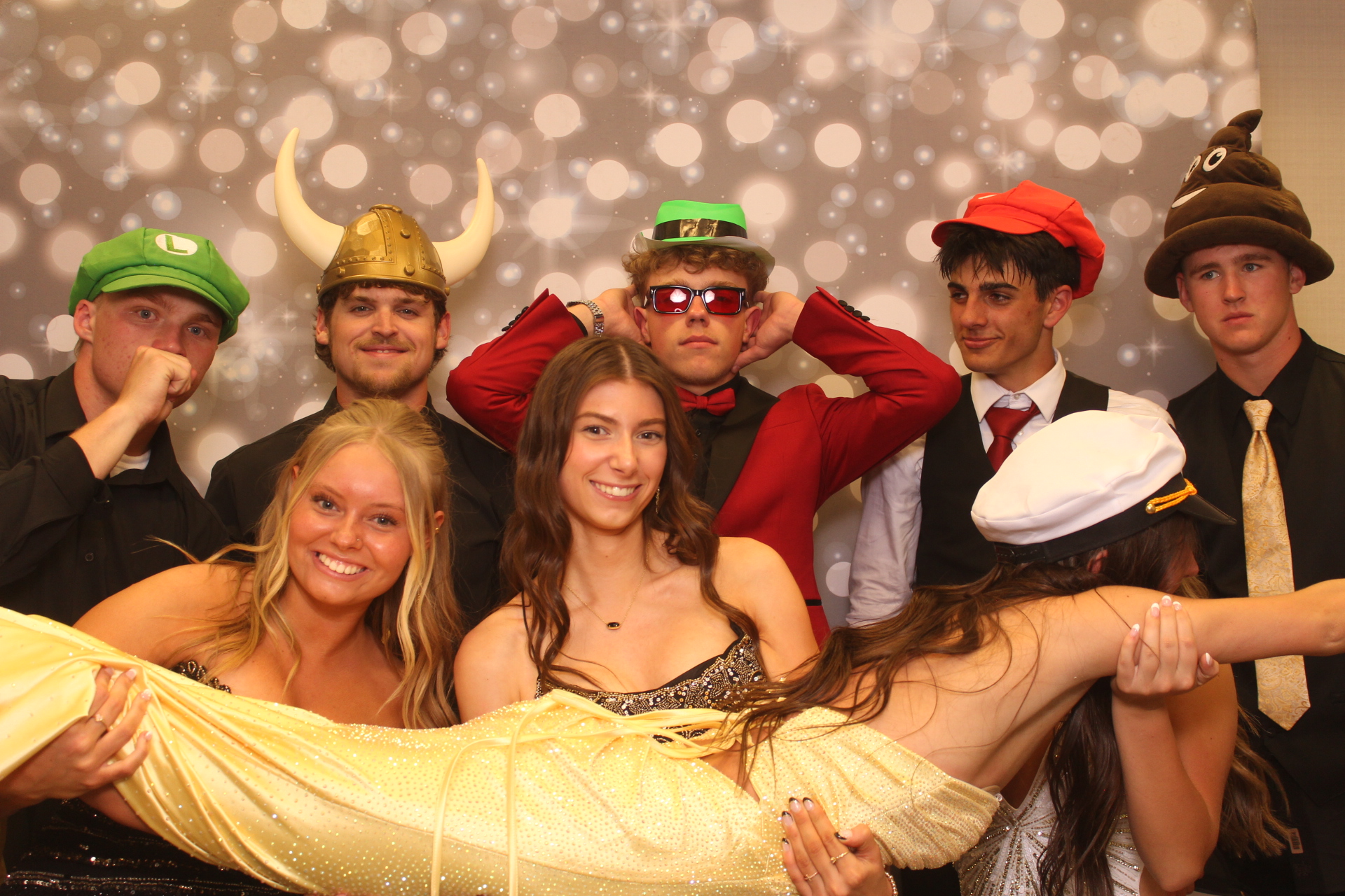 Valley View Prom | View more photos from the event at gallery.photoboothcincy.com/u/PhotoBoothCincy/Valley-View-Prom-0