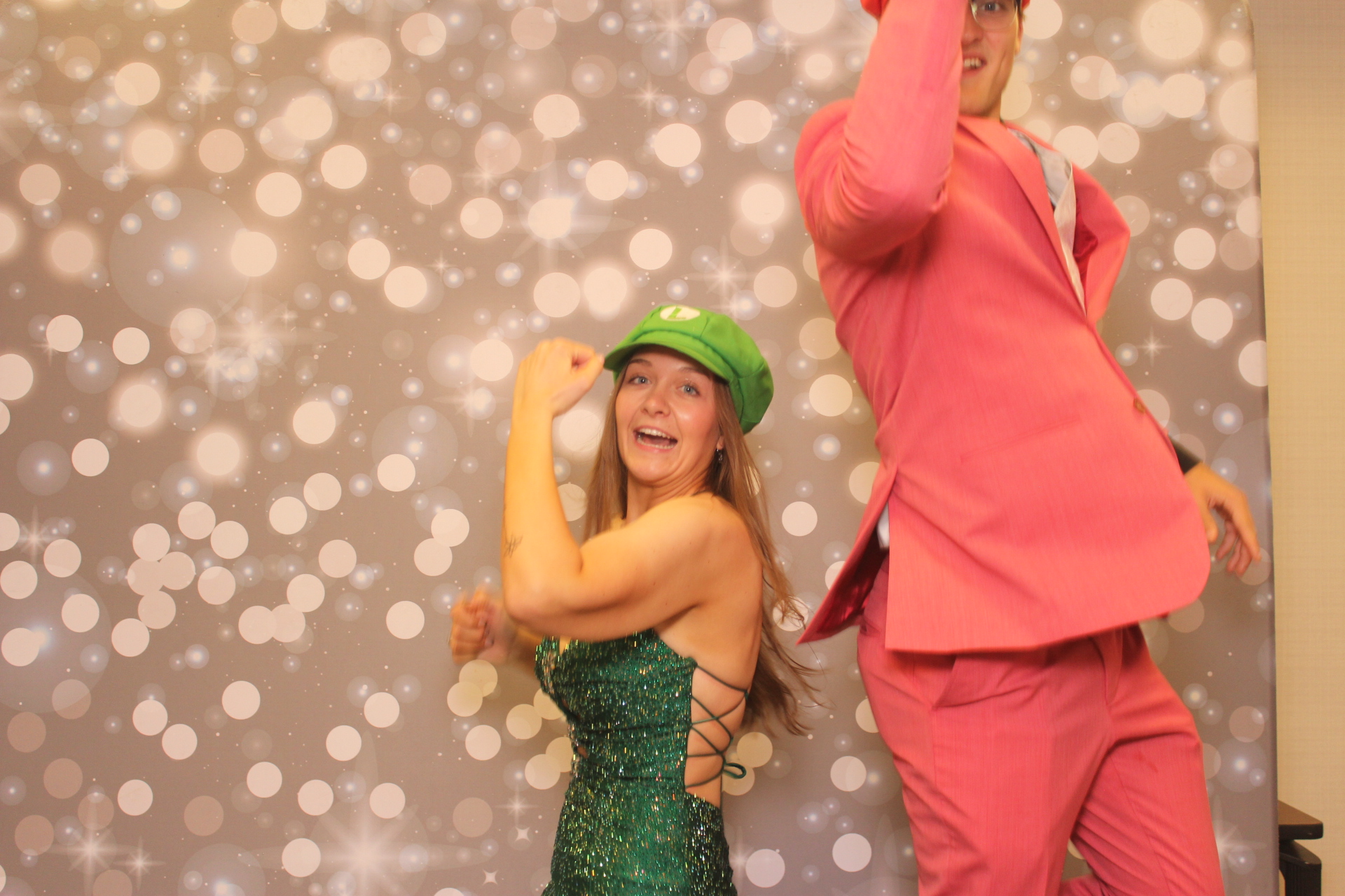 Valley View Prom | View more photos from the event at gallery.photoboothcincy.com/u/PhotoBoothCincy/Valley-View-Prom-0