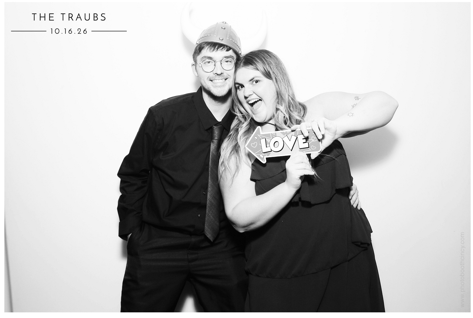 Victoria & James Wedding | View more photos from the event at gallery.photoboothcincy.com/u/PhotoBoothCincy/Victoria-James-Wedding
