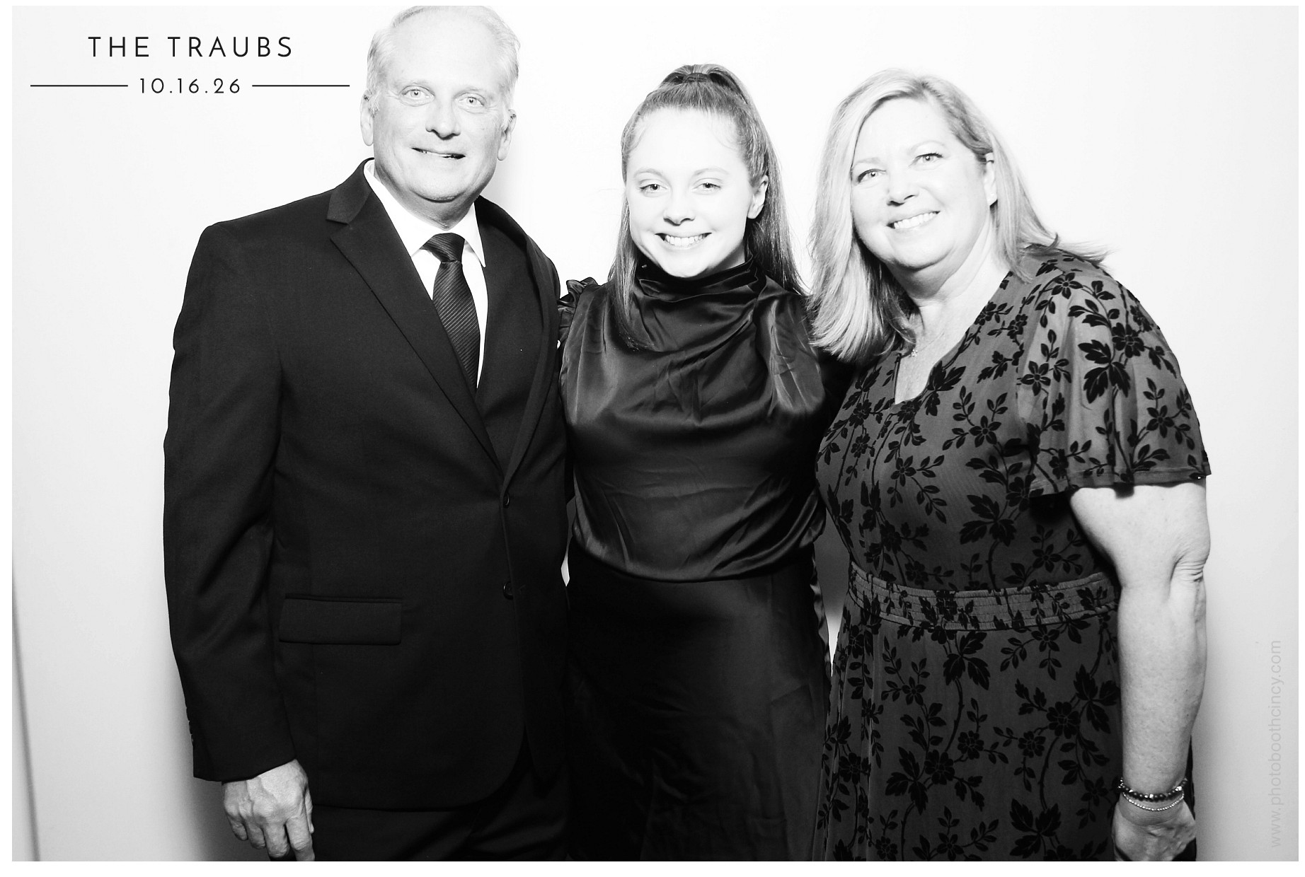 Victoria & James Wedding | View more photos from the event at gallery.photoboothcincy.com/u/PhotoBoothCincy/Victoria-James-Wedding