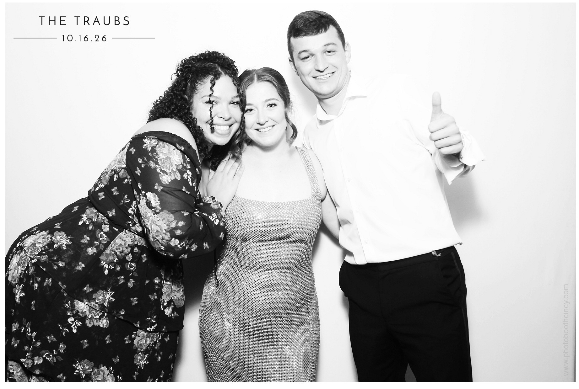 Victoria & James Wedding | View more photos from the event at gallery.photoboothcincy.com/u/PhotoBoothCincy/Victoria-James-Wedding