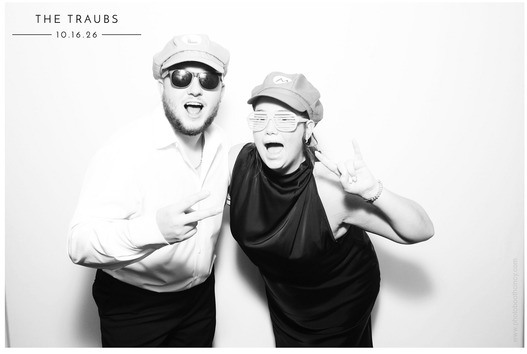 Victoria & James Wedding | View more photos from the event at gallery.photoboothcincy.com/u/PhotoBoothCincy/Victoria-James-Wedding