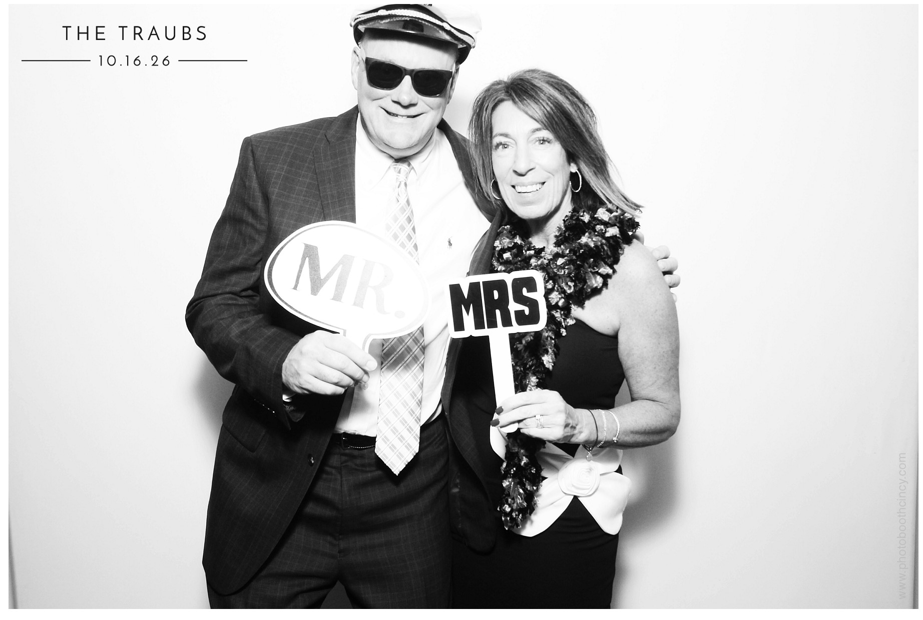 Victoria & James Wedding | View more photos from the event at gallery.photoboothcincy.com/u/PhotoBoothCincy/Victoria-James-Wedding