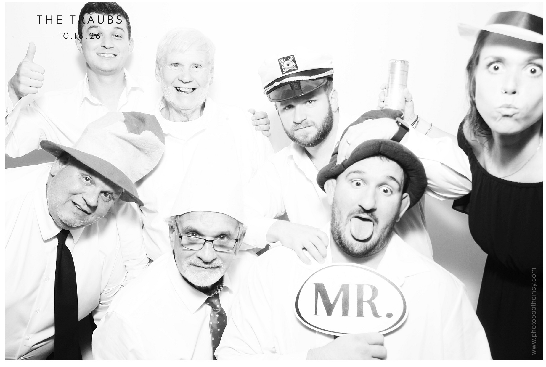 Victoria & James Wedding | View more photos from the event at gallery.photoboothcincy.com/u/PhotoBoothCincy/Victoria-James-Wedding