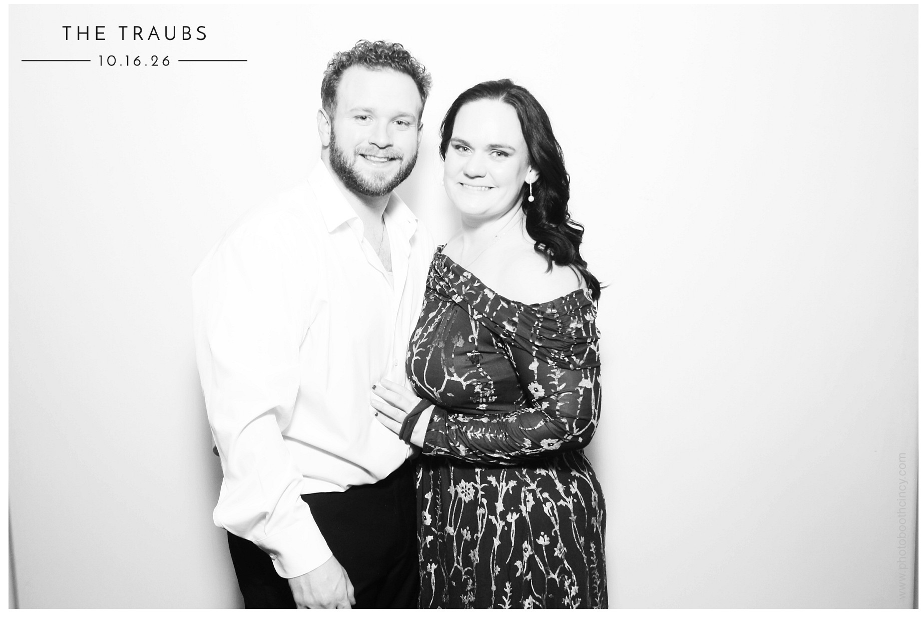 Victoria & James Wedding | View more photos from the event at gallery.photoboothcincy.com/u/PhotoBoothCincy/Victoria-James-Wedding