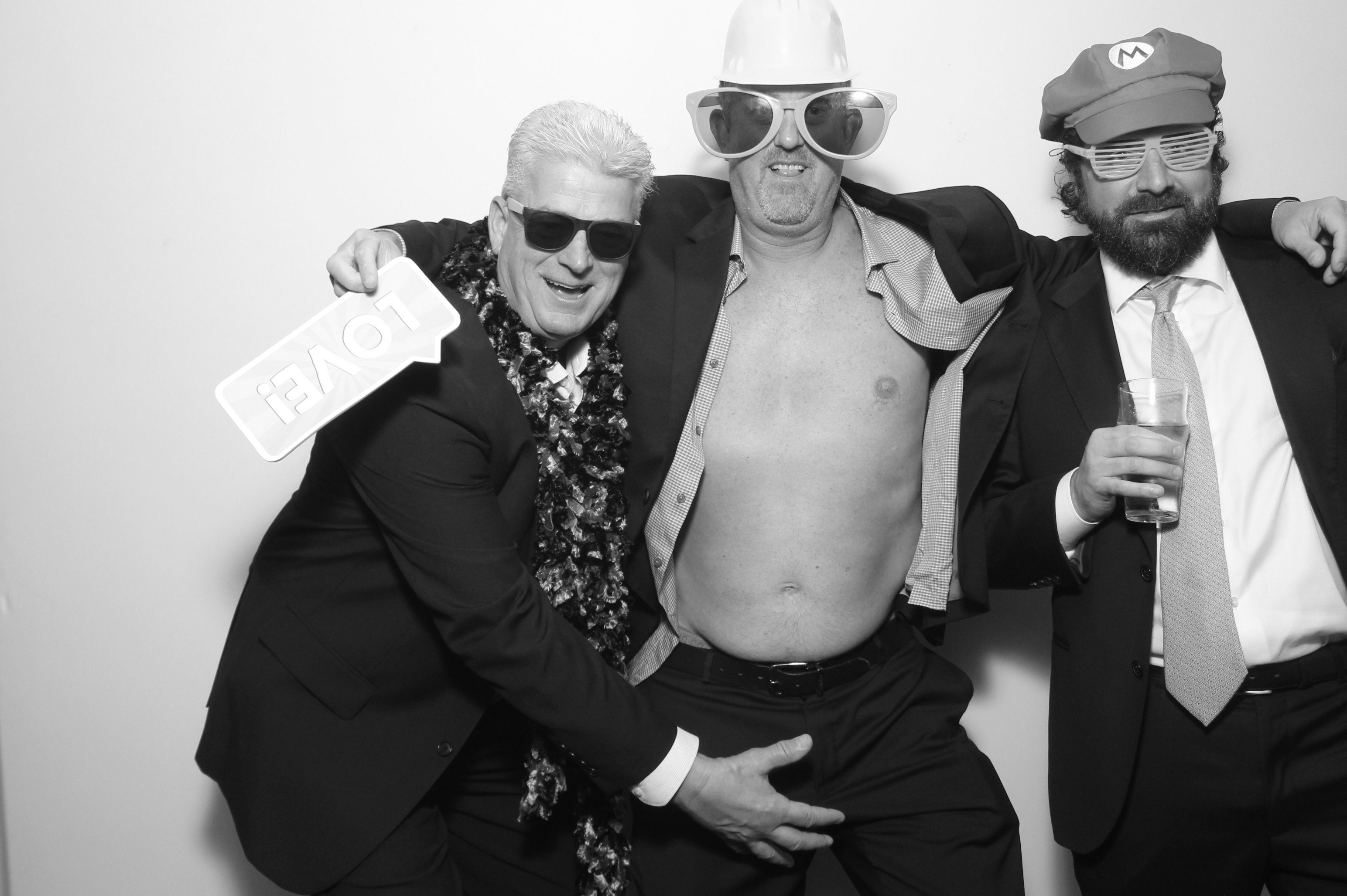 Victoria & James Wedding | View more photos from the event at gallery.photoboothcincy.com/u/PhotoBoothCincy/Victoria-James-Wedding