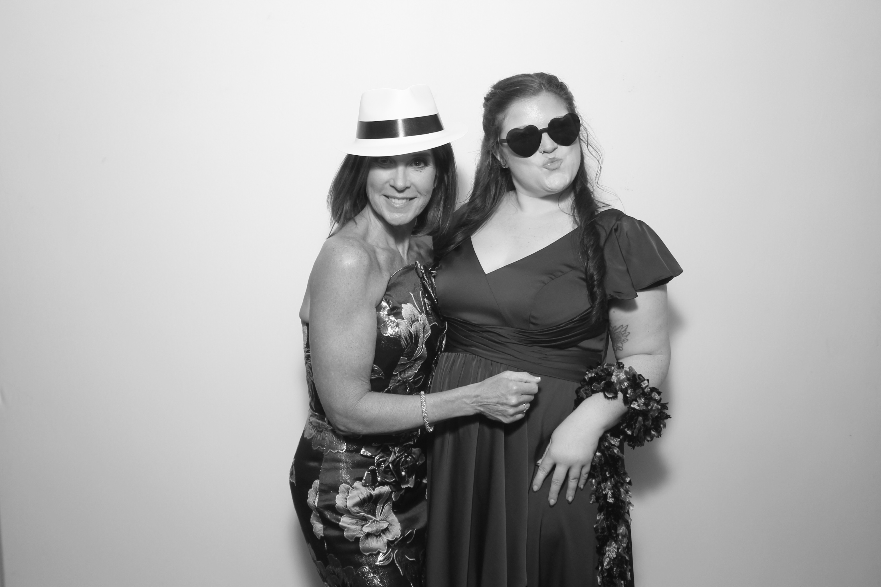 Victoria & James Wedding | View more photos from the event at gallery.photoboothcincy.com/u/PhotoBoothCincy/Victoria-James-Wedding