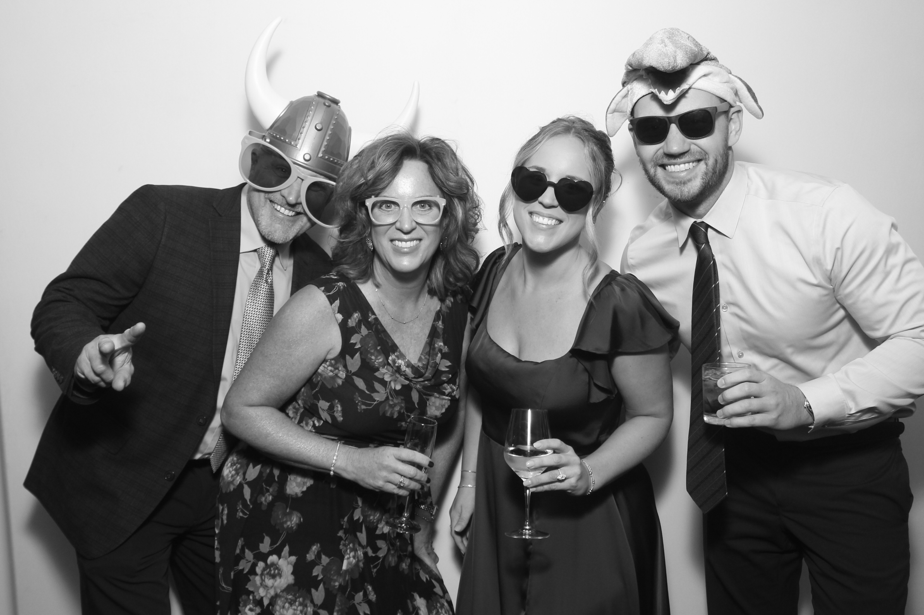 Victoria & James Wedding | View more photos from the event at gallery.photoboothcincy.com/u/PhotoBoothCincy/Victoria-James-Wedding