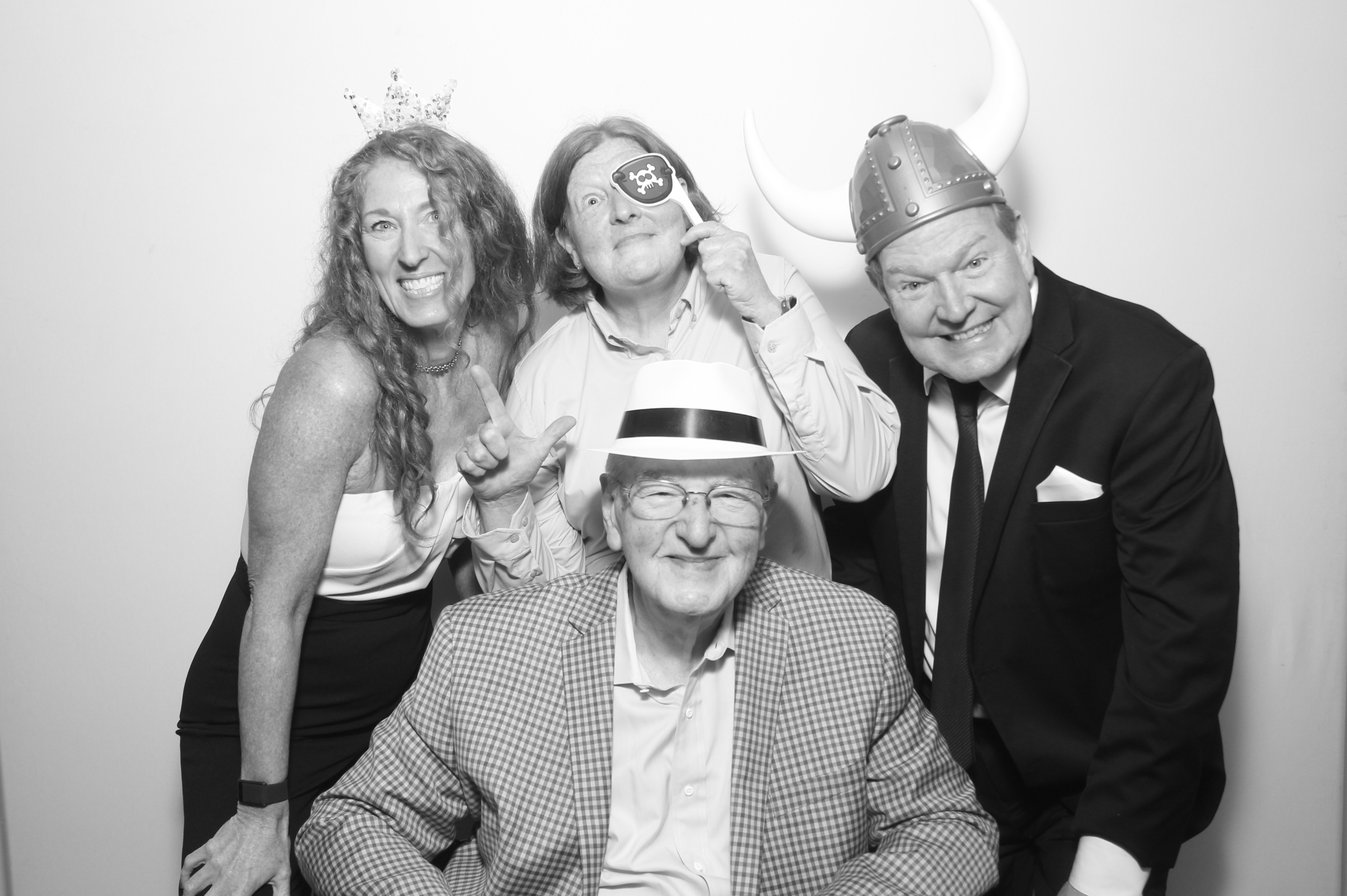 Victoria & James Wedding | View more photos from the event at gallery.photoboothcincy.com/u/PhotoBoothCincy/Victoria-James-Wedding