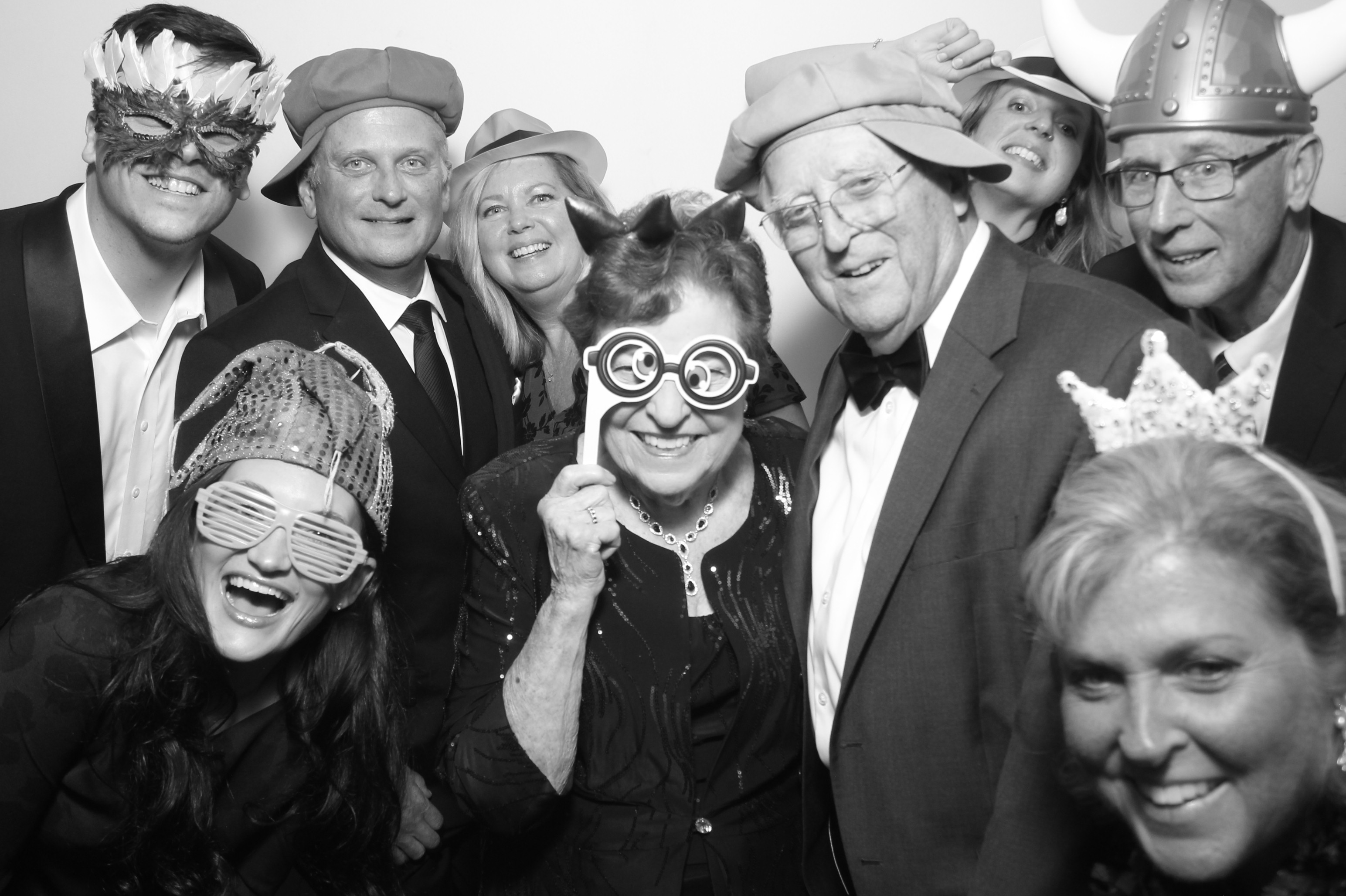 Victoria & James Wedding | View more photos from the event at gallery.photoboothcincy.com/u/PhotoBoothCincy/Victoria-James-Wedding