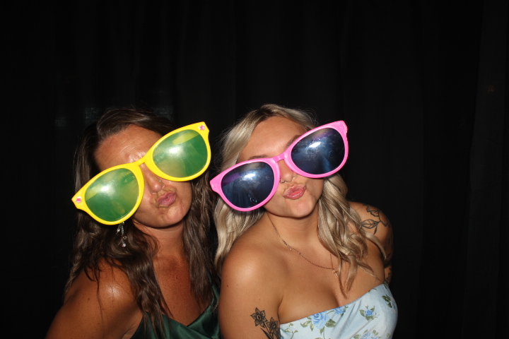 Voegeli Wedding | View more photos from the event at gallery.photoboothcincy.com/u/PhotoBoothCincy/Voegeli-Wedding