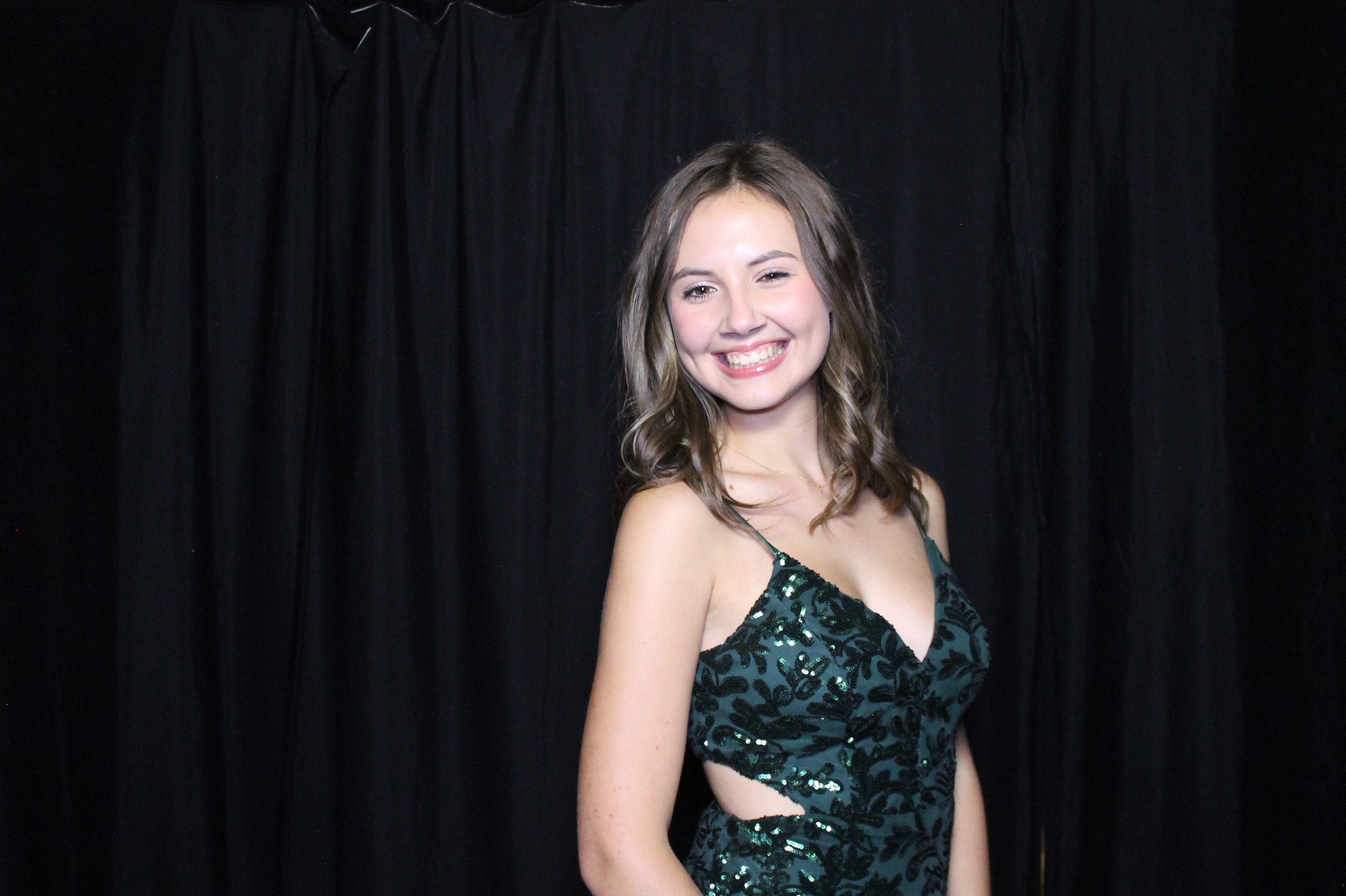 WHHS Homecoming | View more photos from the event at gallery.photoboothcincy.com/u/PhotoBoothCincy/WHHS-Homecoming