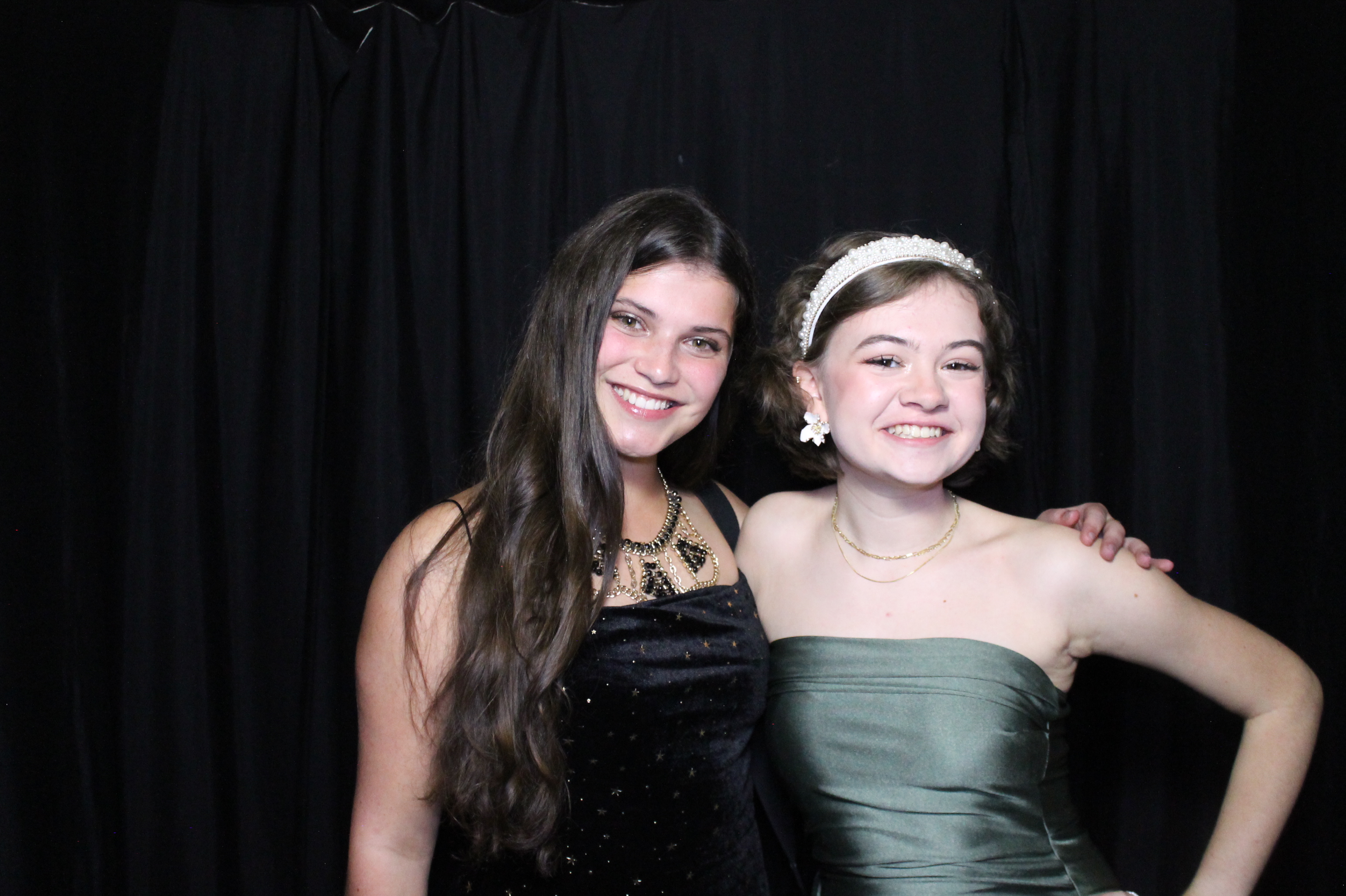 WHHS Homecoming | View more photos from the event at gallery.photoboothcincy.com/u/PhotoBoothCincy/WHHS-Homecoming