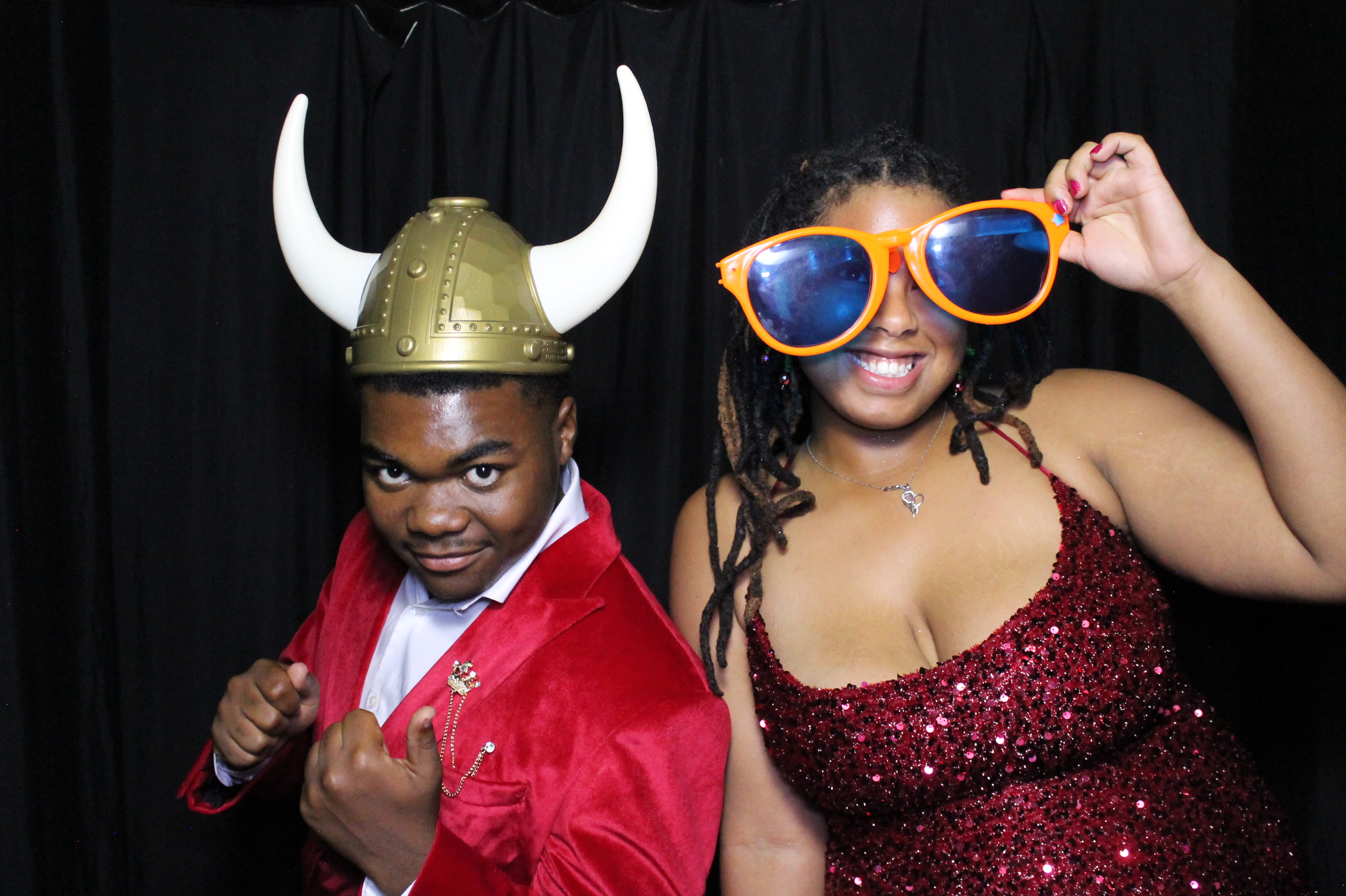 WHHS Homecoming | View more photos from the event at gallery.photoboothcincy.com/u/PhotoBoothCincy/WHHS-Homecoming