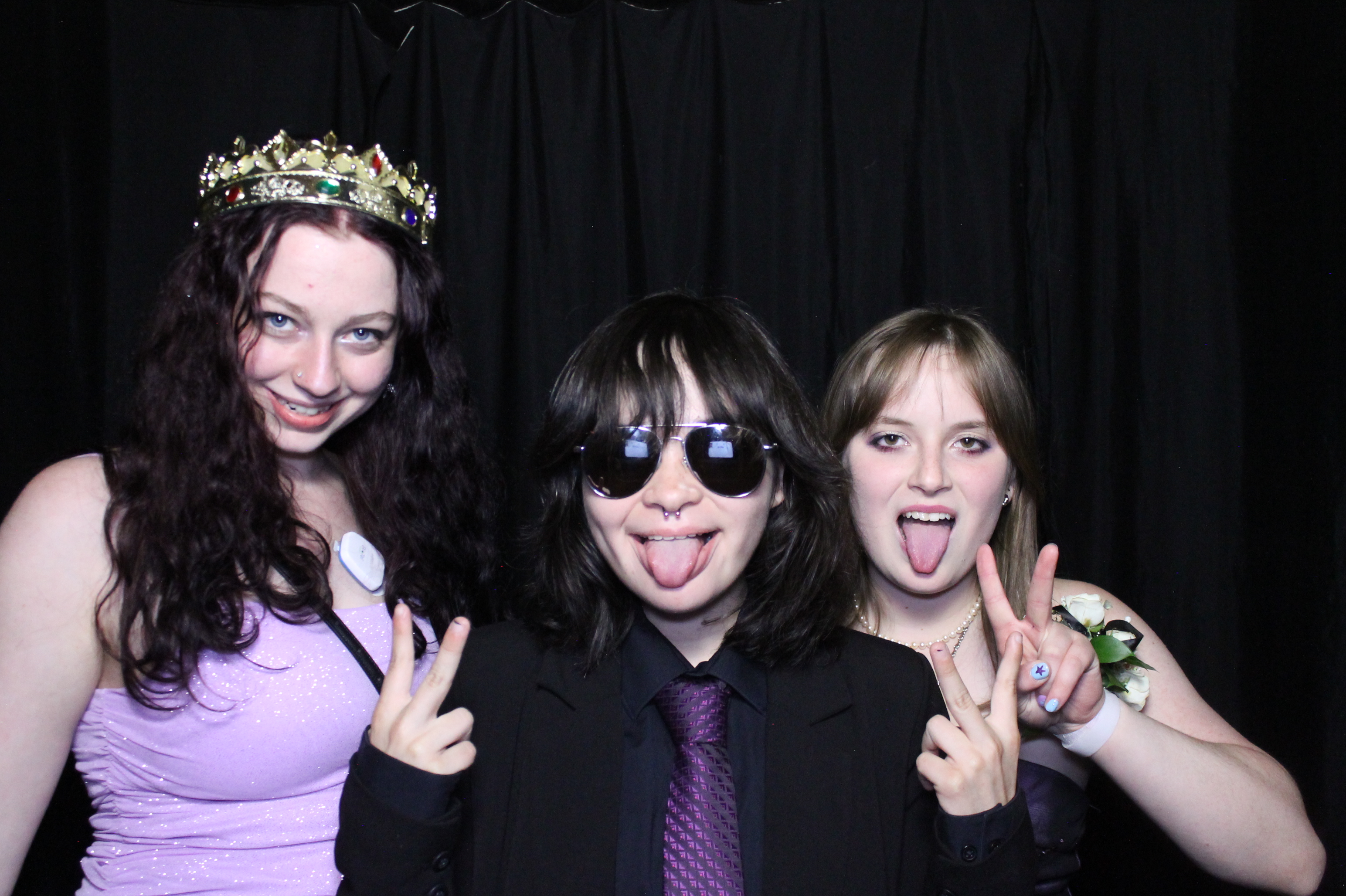 WHHS Homecoming | View more photos from the event at gallery.photoboothcincy.com/u/PhotoBoothCincy/WHHS-Homecoming