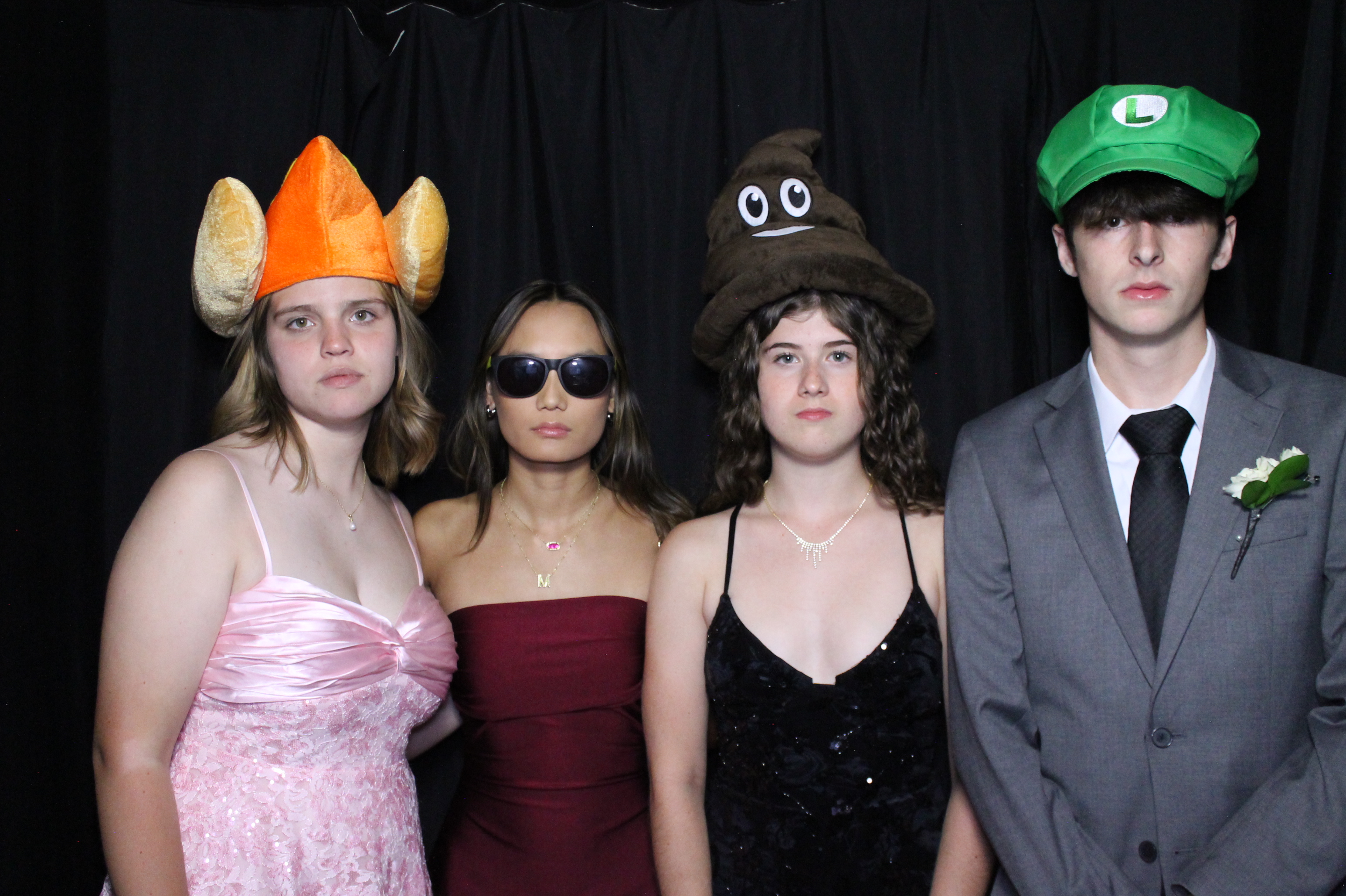 WHHS Homecoming | View more photos from the event at gallery.photoboothcincy.com/u/PhotoBoothCincy/WHHS-Homecoming