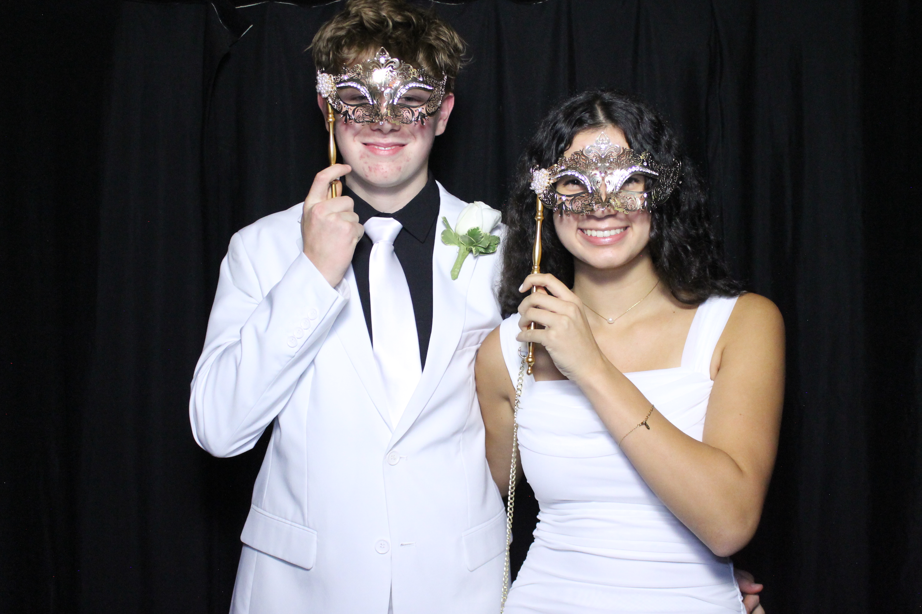 WHHS Homecoming | View more photos from the event at gallery.photoboothcincy.com/u/PhotoBoothCincy/WHHS-Homecoming