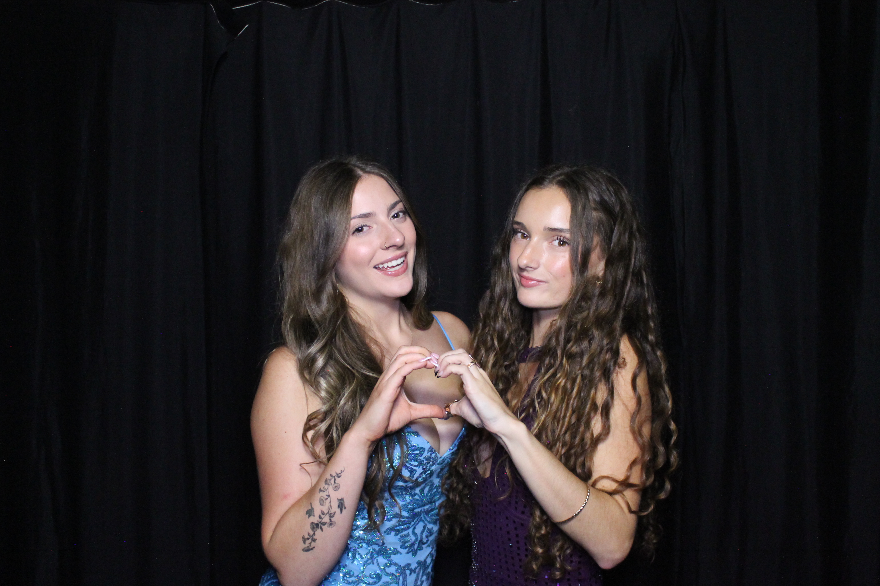 WHHS Homecoming | View more photos from the event at gallery.photoboothcincy.com/u/PhotoBoothCincy/WHHS-Homecoming
