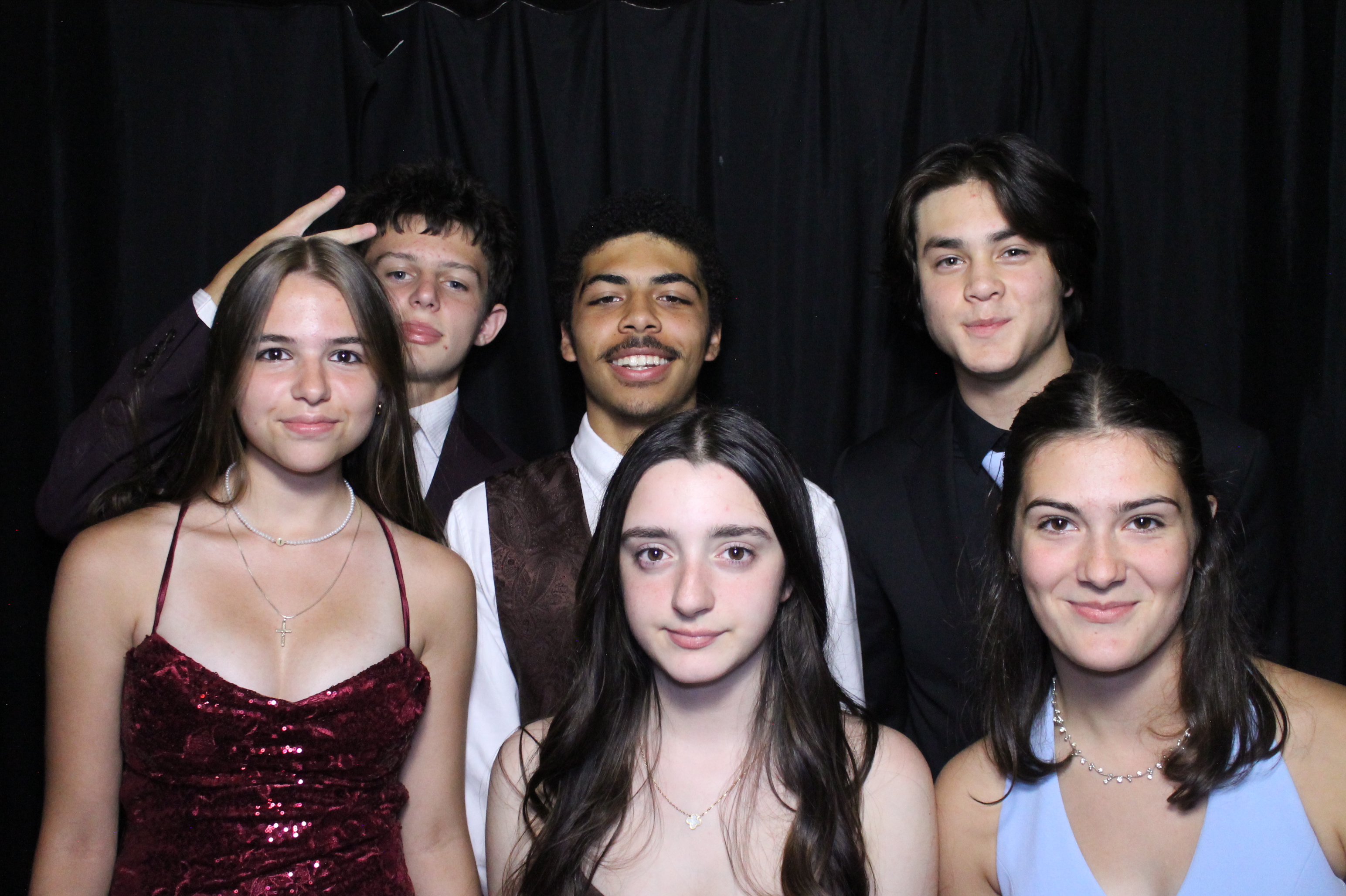 WHHS Homecoming | View more photos from the event at gallery.photoboothcincy.com/u/PhotoBoothCincy/WHHS-Homecoming