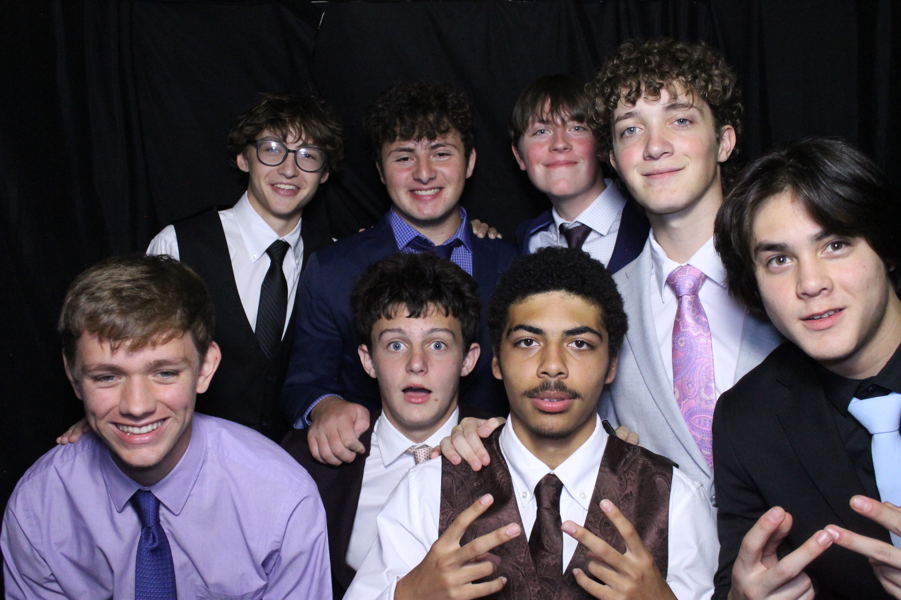 WHHS Homecoming | View more photos from the event at gallery.photoboothcincy.com/u/PhotoBoothCincy/WHHS-Homecoming