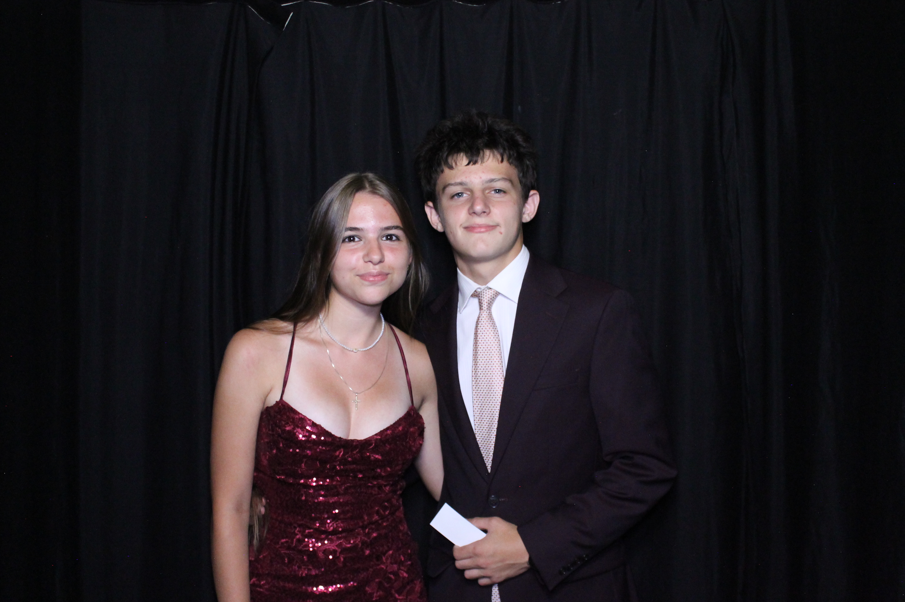 WHHS Homecoming | View more photos from the event at gallery.photoboothcincy.com/u/PhotoBoothCincy/WHHS-Homecoming