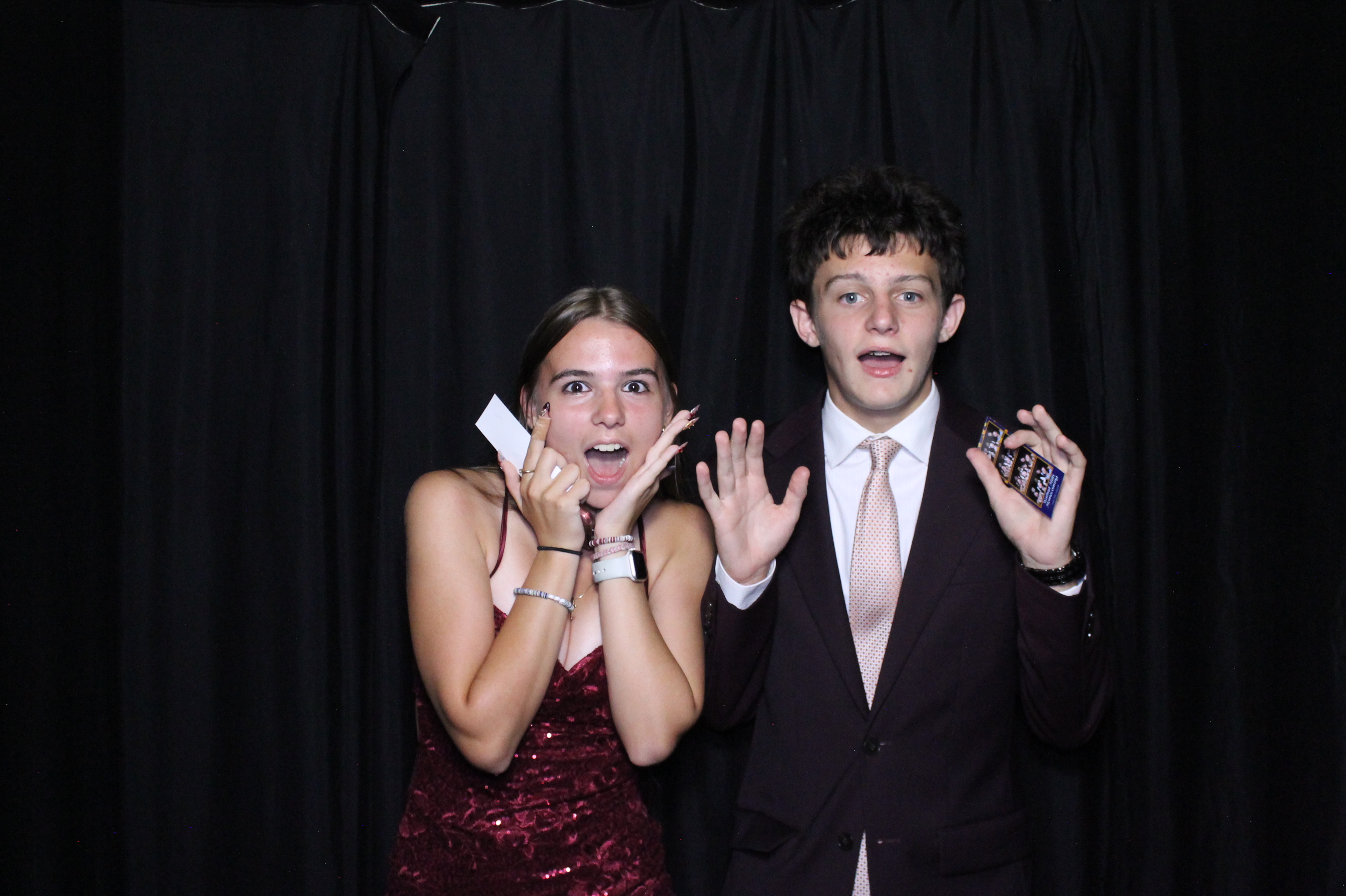 WHHS Homecoming | View more photos from the event at gallery.photoboothcincy.com/u/PhotoBoothCincy/WHHS-Homecoming