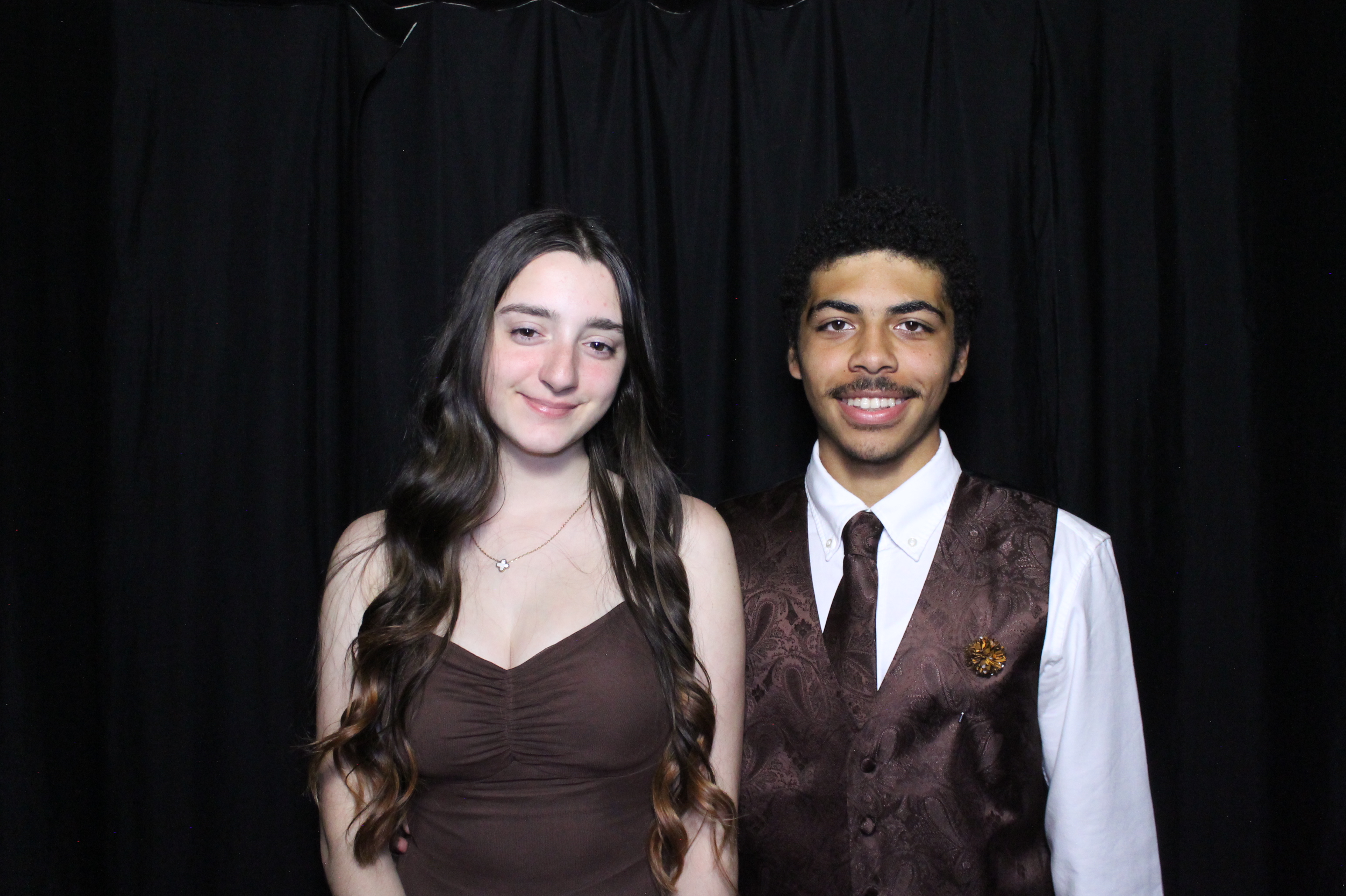 WHHS Homecoming | View more photos from the event at gallery.photoboothcincy.com/u/PhotoBoothCincy/WHHS-Homecoming