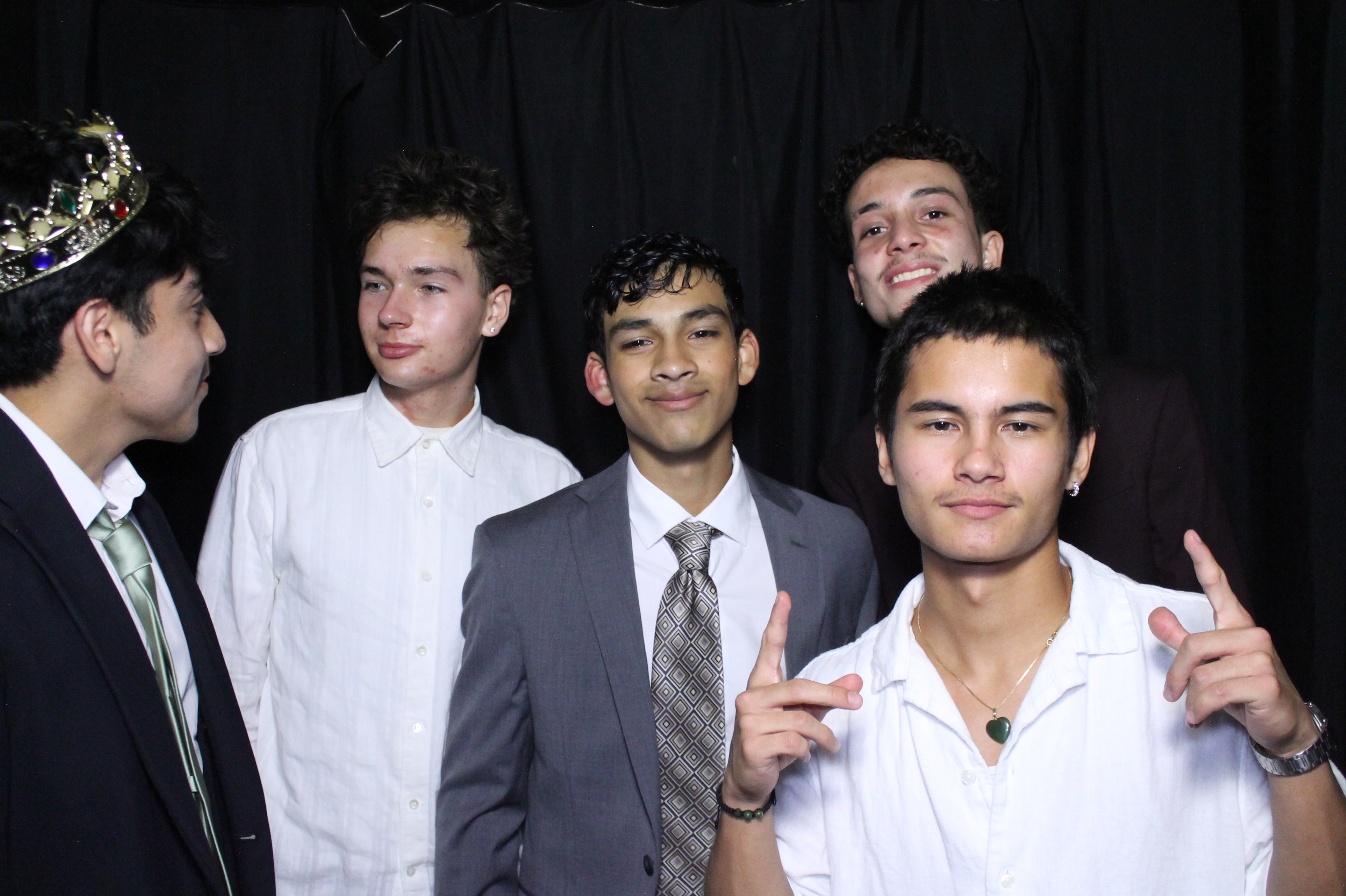 WHHS Homecoming | View more photos from the event at gallery.photoboothcincy.com/u/PhotoBoothCincy/WHHS-Homecoming