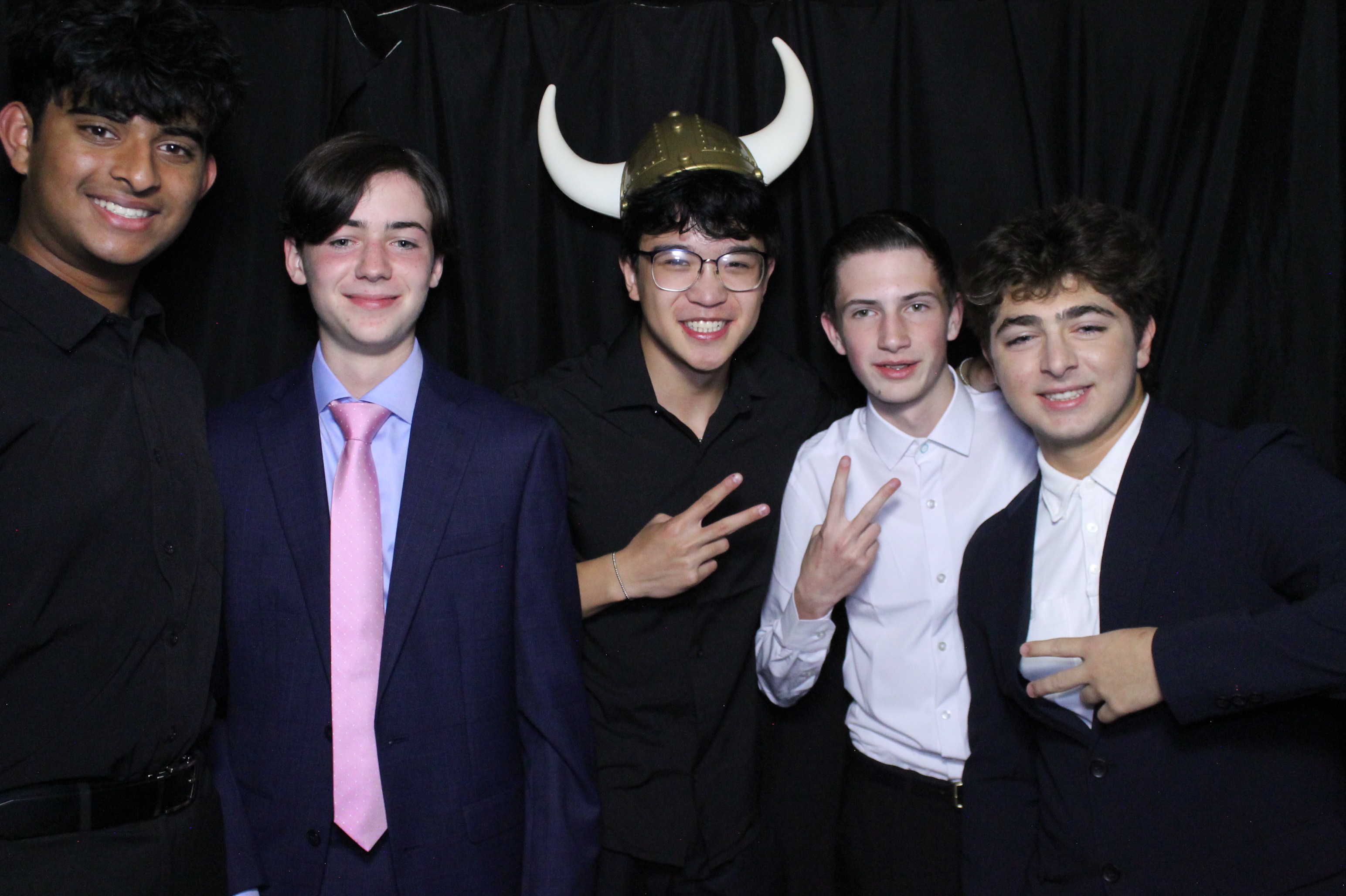 WHHS Homecoming | View more photos from the event at gallery.photoboothcincy.com/u/PhotoBoothCincy/WHHS-Homecoming