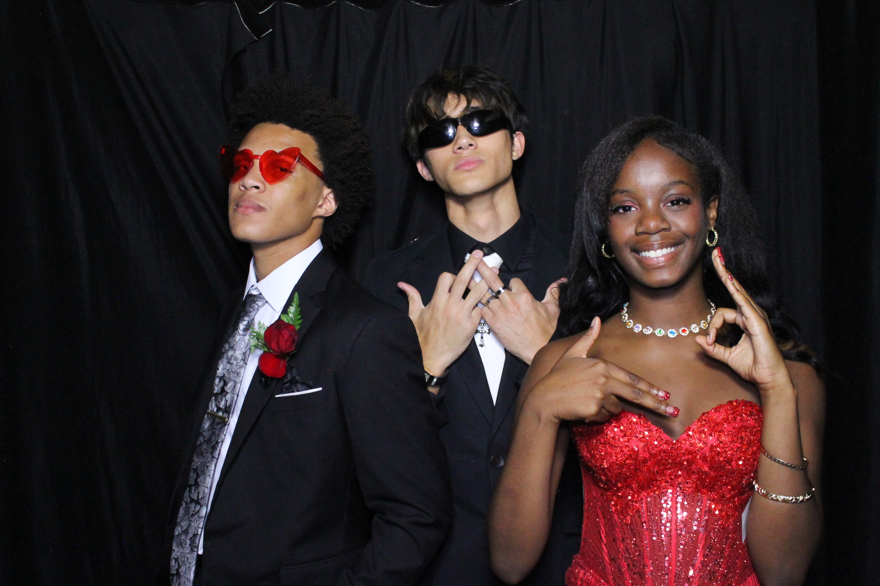 WHHS Homecoming | View more photos from the event at gallery.photoboothcincy.com/u/PhotoBoothCincy/WHHS-Homecoming