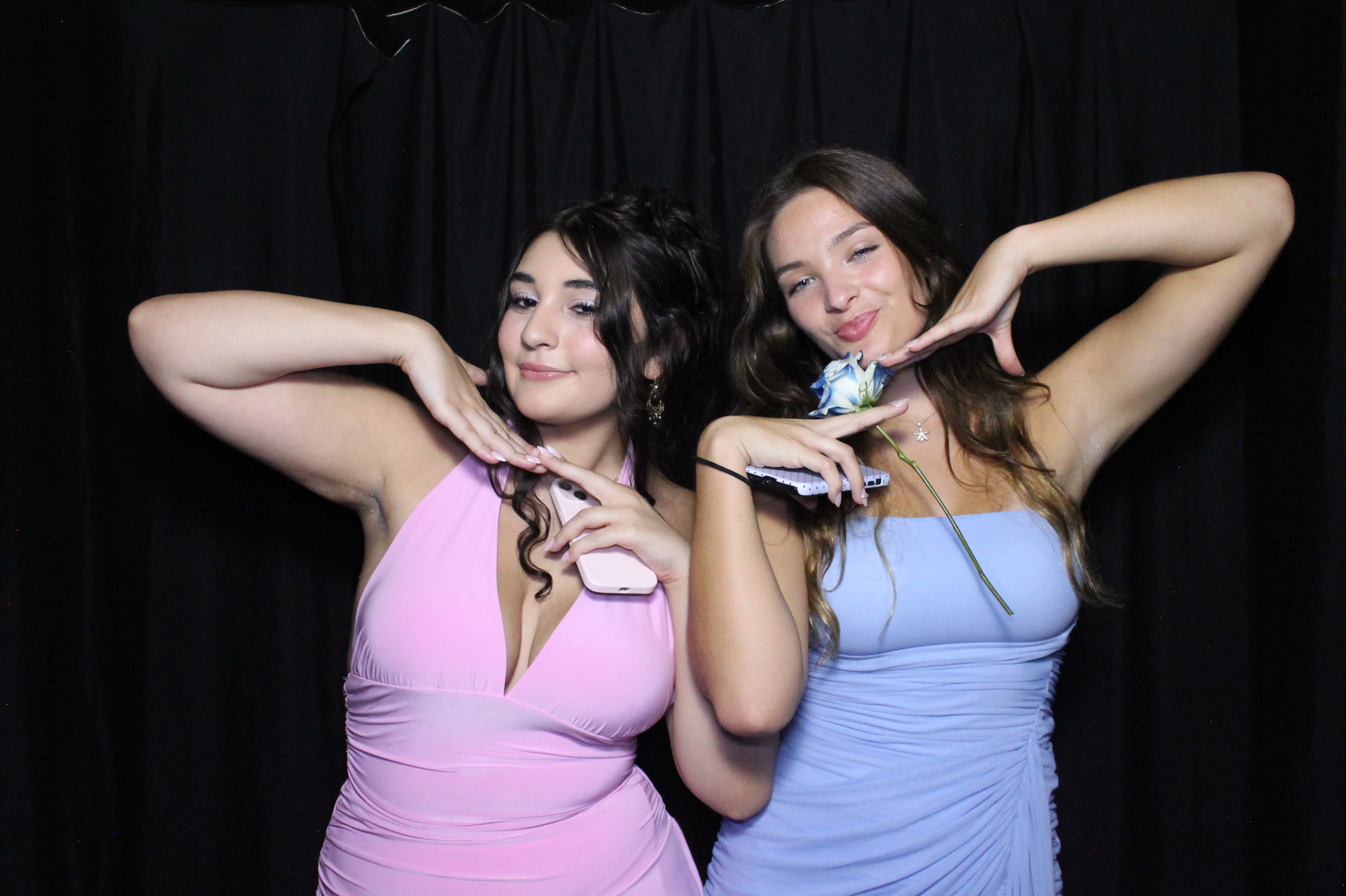 WHHS Homecoming | View more photos from the event at gallery.photoboothcincy.com/u/PhotoBoothCincy/WHHS-Homecoming
