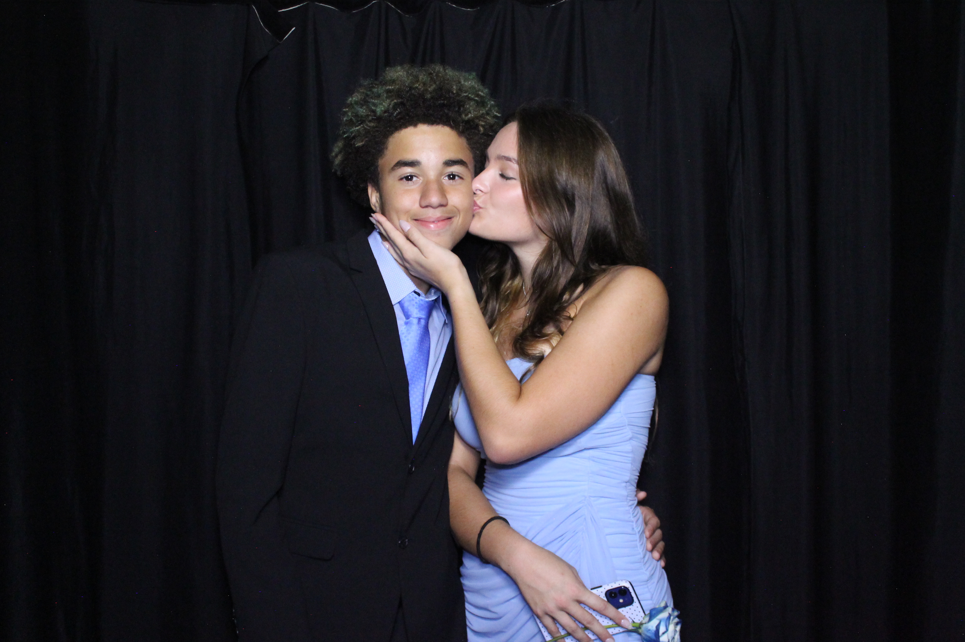 WHHS Homecoming | View more photos from the event at gallery.photoboothcincy.com/u/PhotoBoothCincy/WHHS-Homecoming