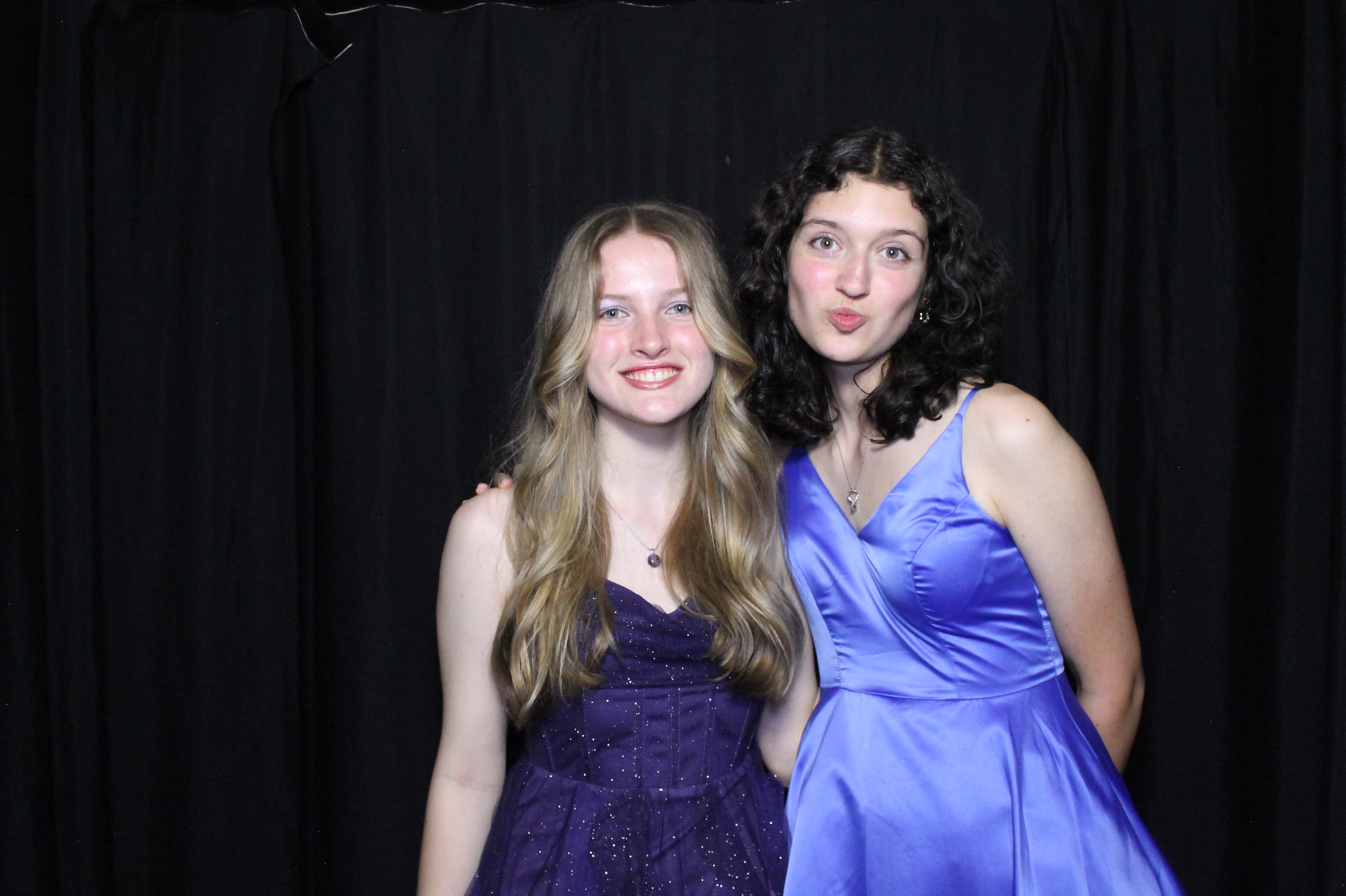 WHHS Homecoming | View more photos from the event at gallery.photoboothcincy.com/u/PhotoBoothCincy/WHHS-Homecoming