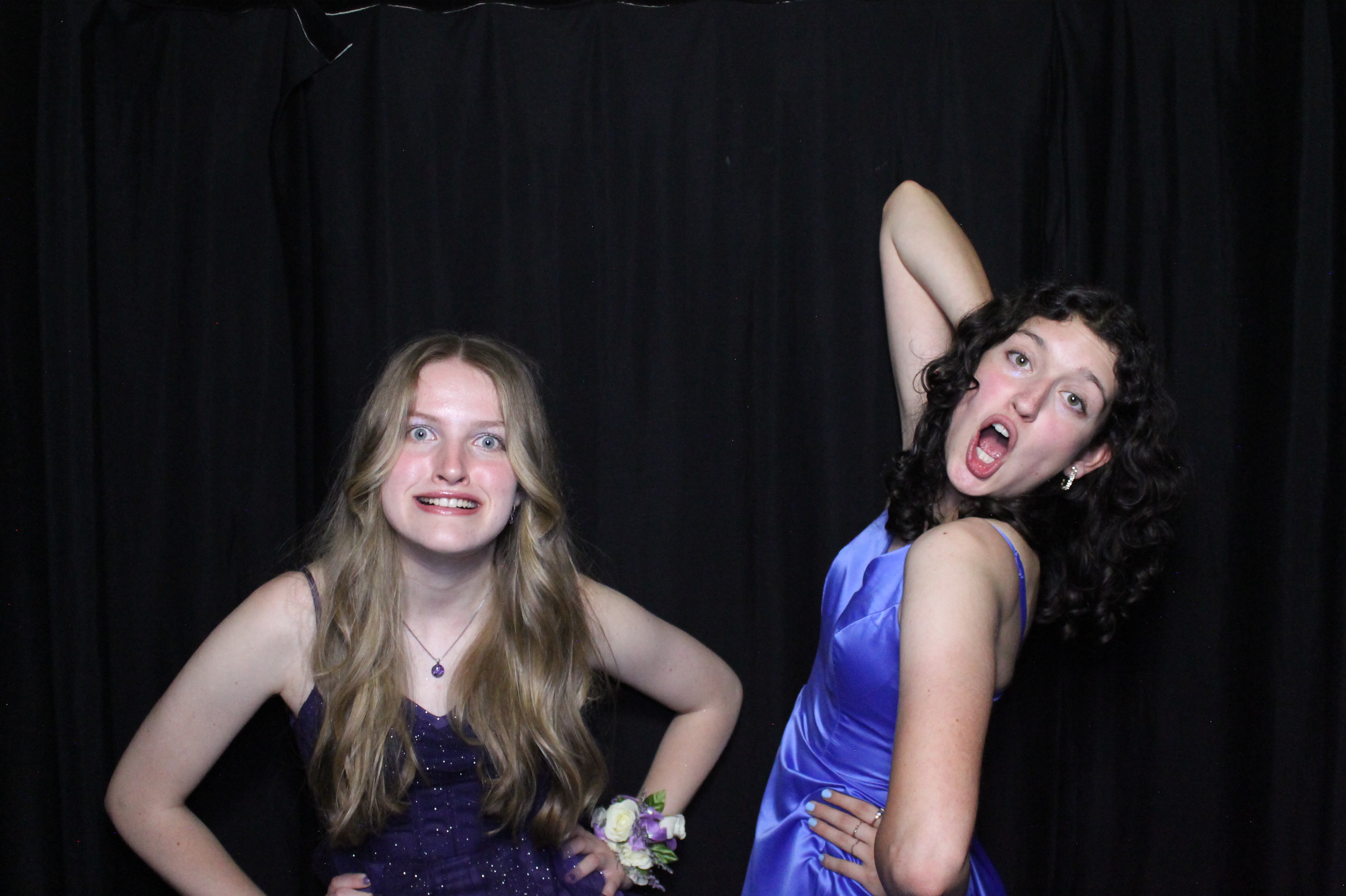 WHHS Homecoming | View more photos from the event at gallery.photoboothcincy.com/u/PhotoBoothCincy/WHHS-Homecoming
