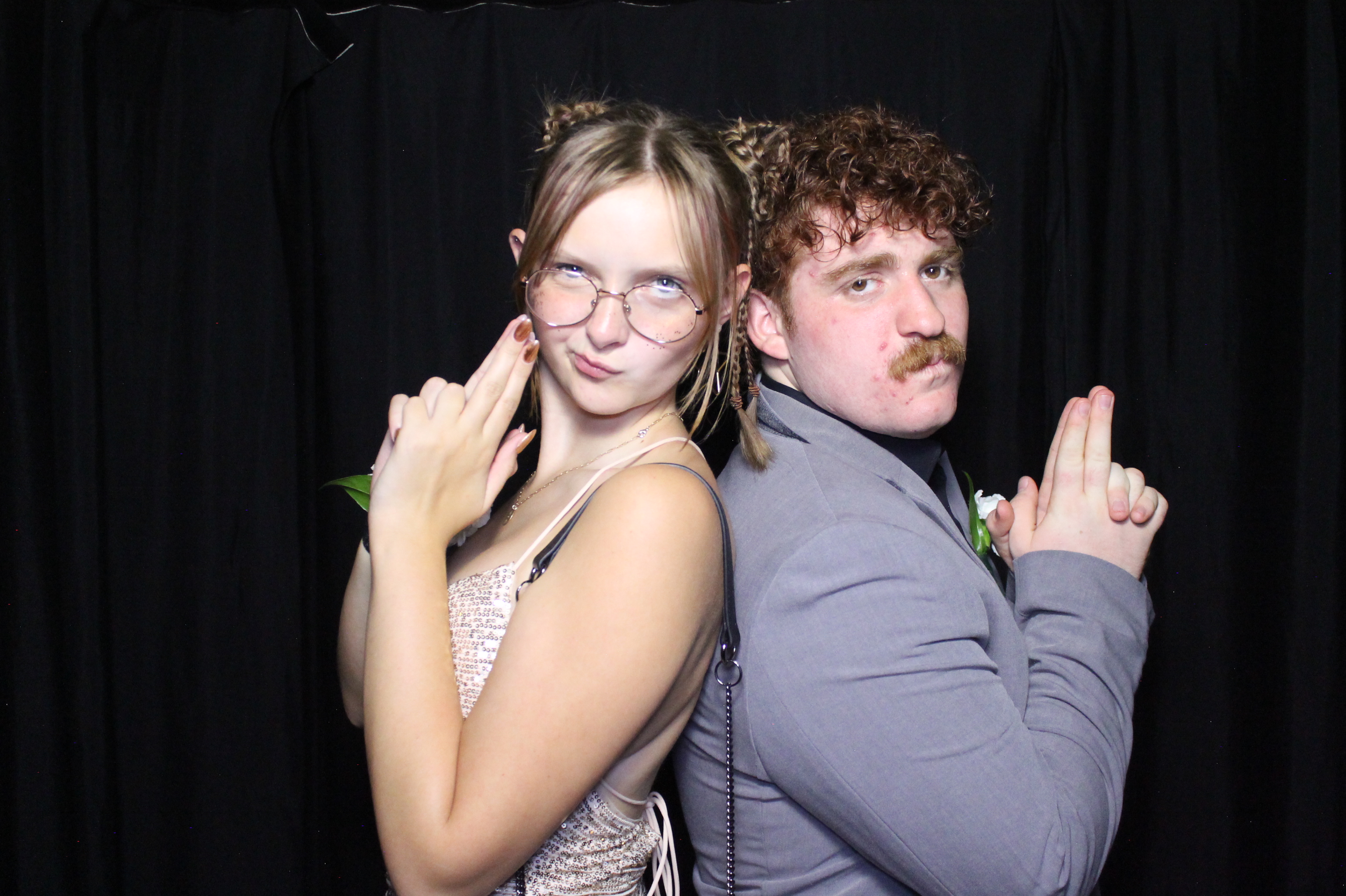 WHHS Homecoming | View more photos from the event at gallery.photoboothcincy.com/u/PhotoBoothCincy/WHHS-Homecoming