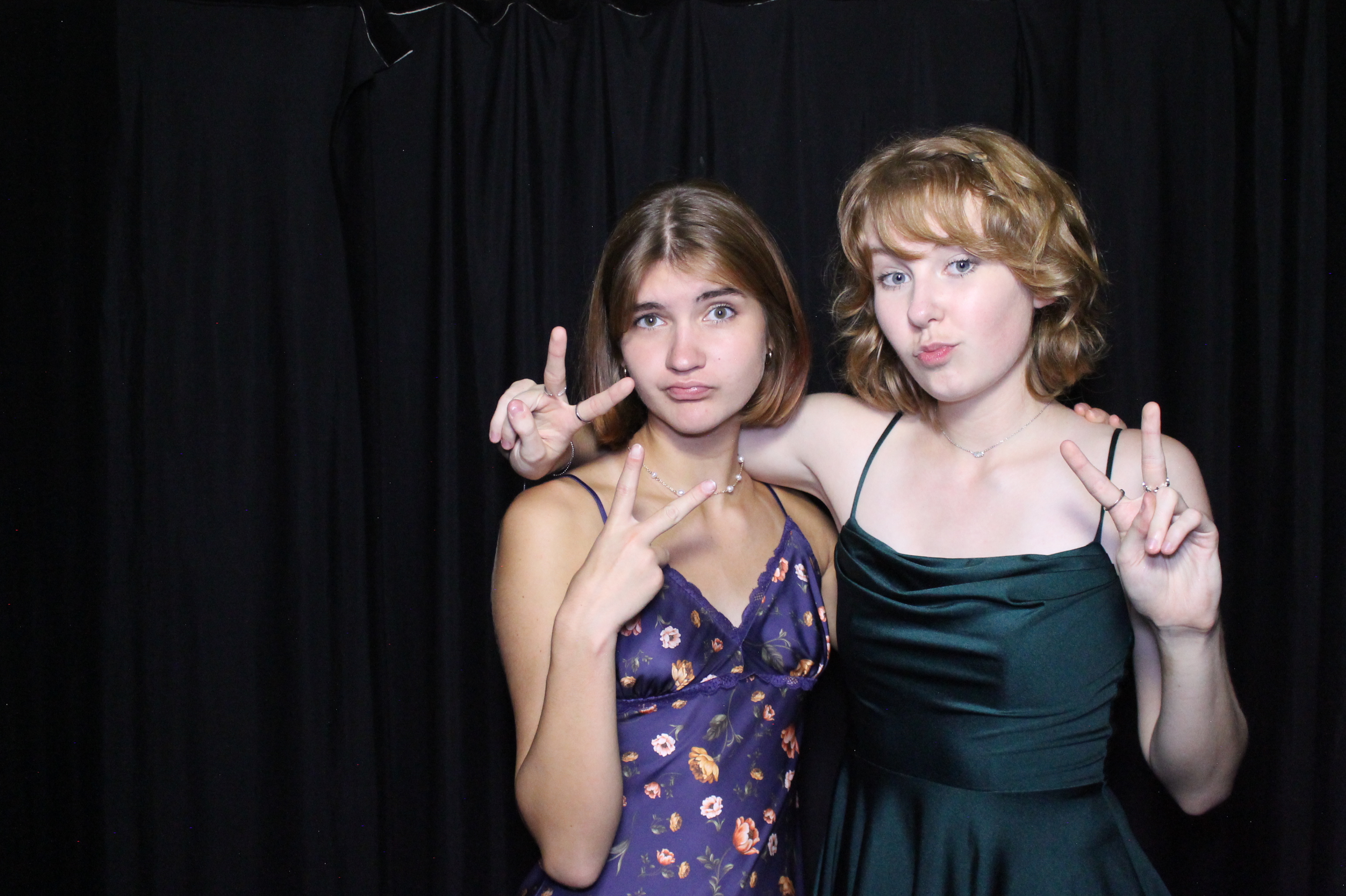 WHHS Homecoming | View more photos from the event at gallery.photoboothcincy.com/u/PhotoBoothCincy/WHHS-Homecoming