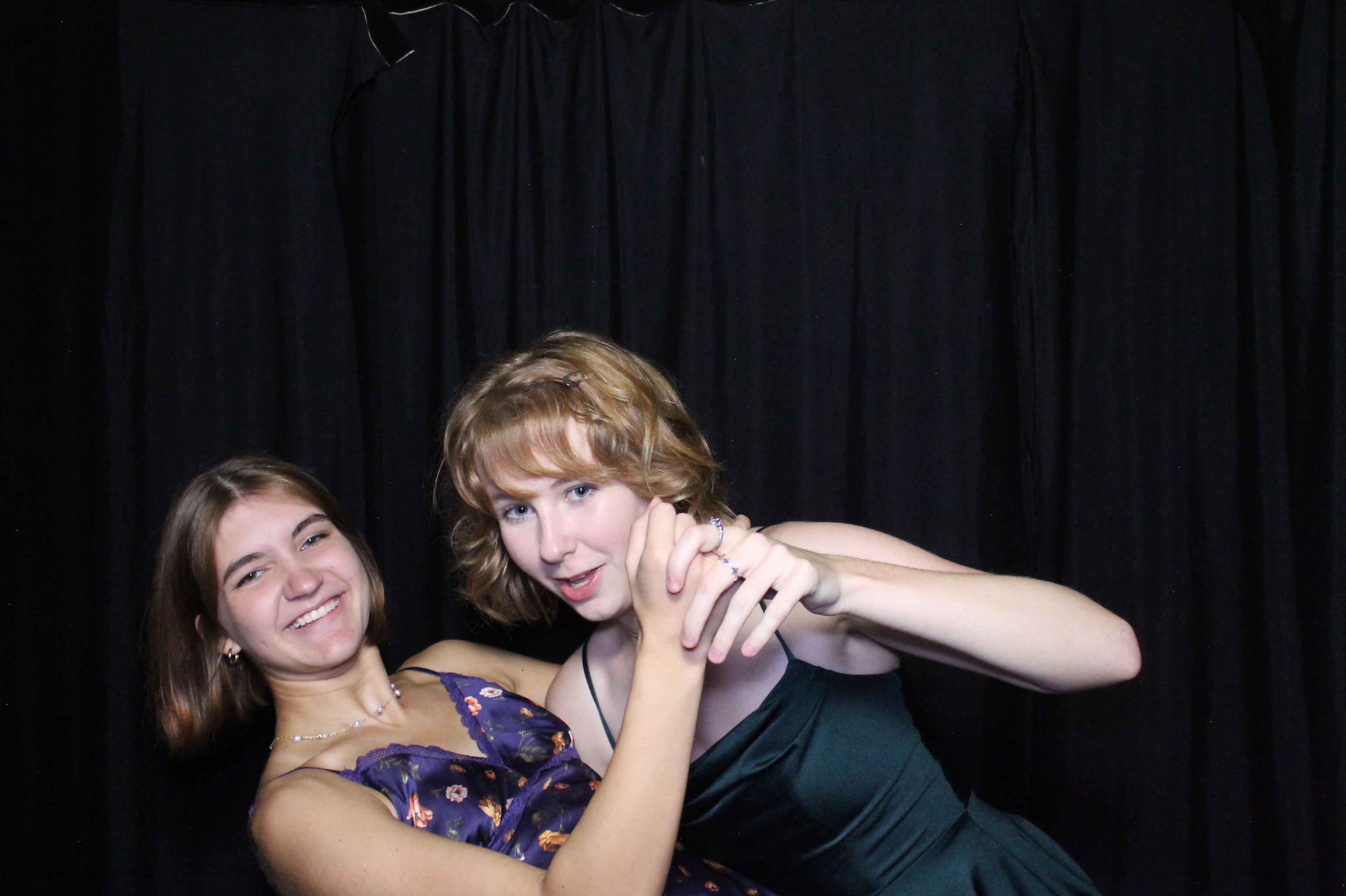 WHHS Homecoming | View more photos from the event at gallery.photoboothcincy.com/u/PhotoBoothCincy/WHHS-Homecoming