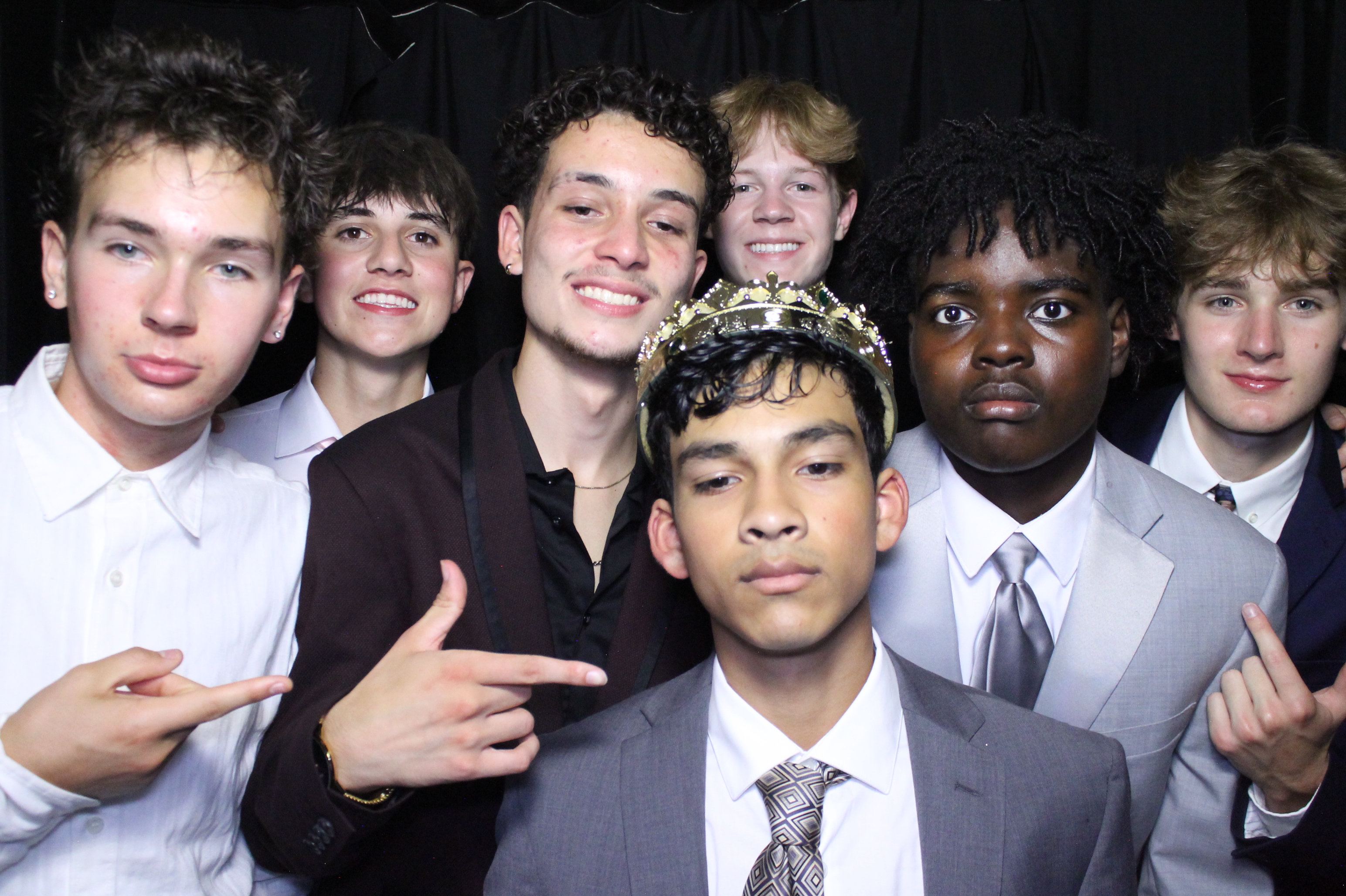 WHHS Homecoming | View more photos from the event at gallery.photoboothcincy.com/u/PhotoBoothCincy/WHHS-Homecoming