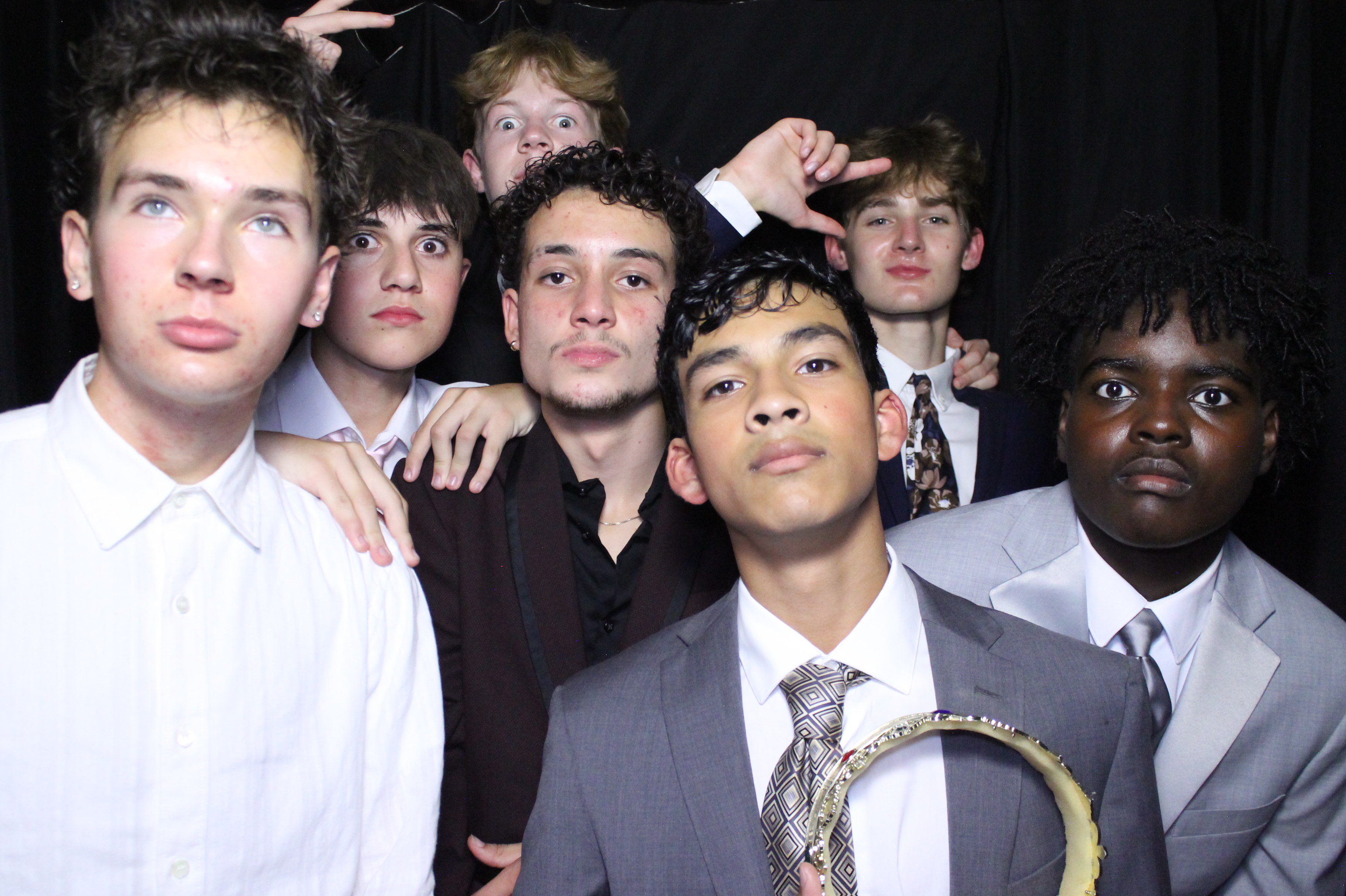 WHHS Homecoming | View more photos from the event at gallery.photoboothcincy.com/u/PhotoBoothCincy/WHHS-Homecoming