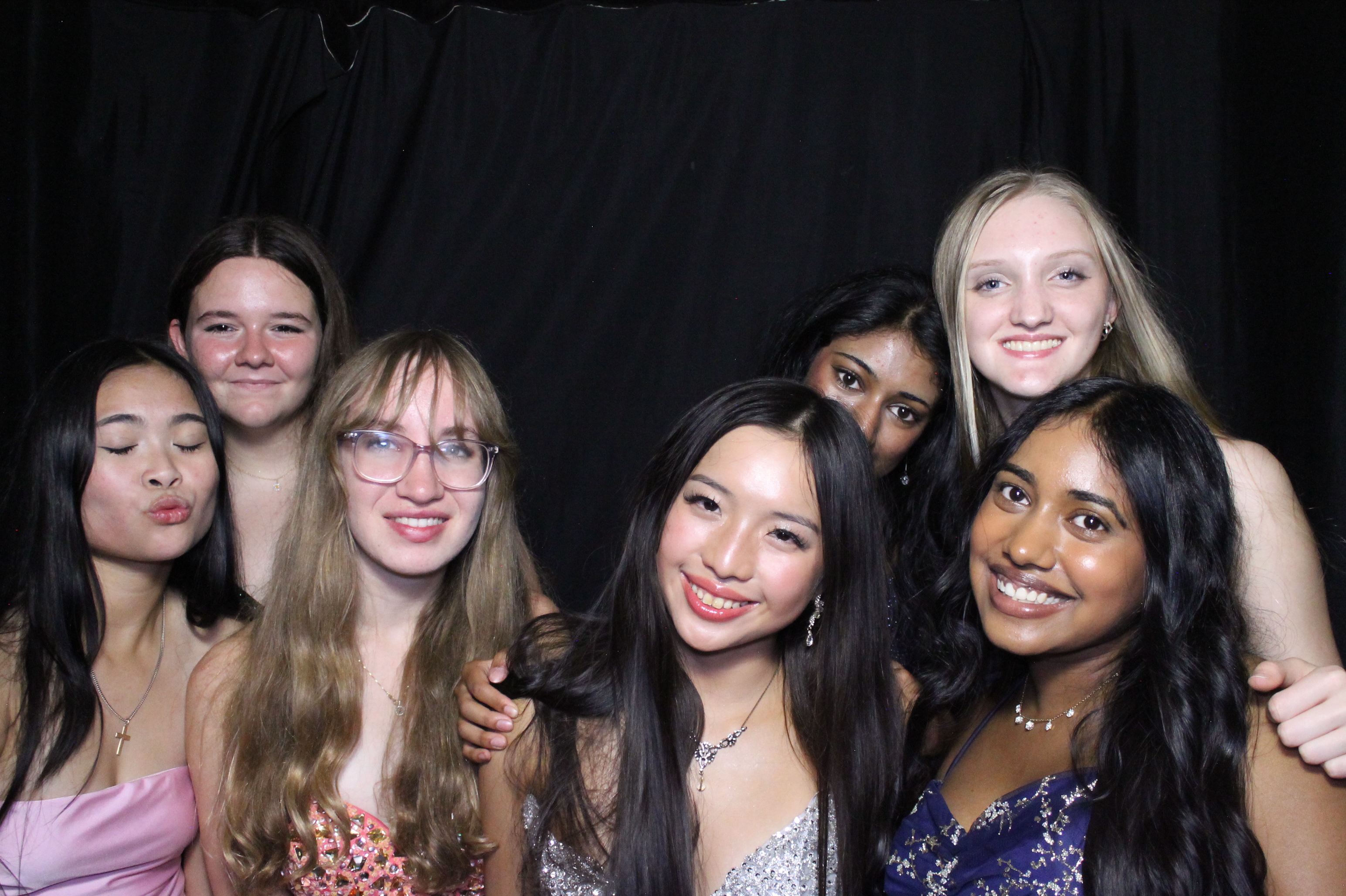 WHHS Homecoming | View more photos from the event at gallery.photoboothcincy.com/u/PhotoBoothCincy/WHHS-Homecoming