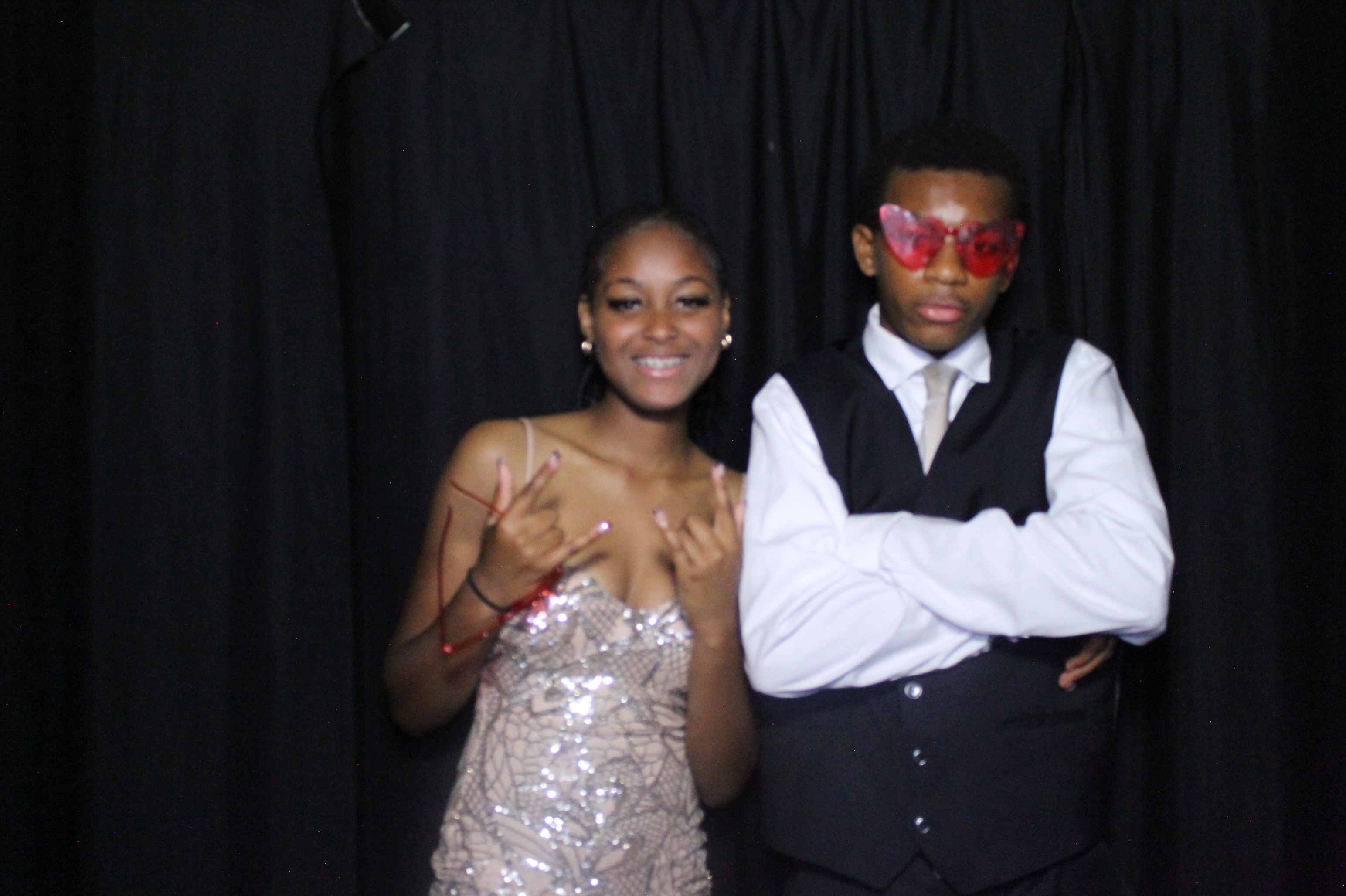 WHHS Homecoming | View more photos from the event at gallery.photoboothcincy.com/u/PhotoBoothCincy/WHHS-Homecoming