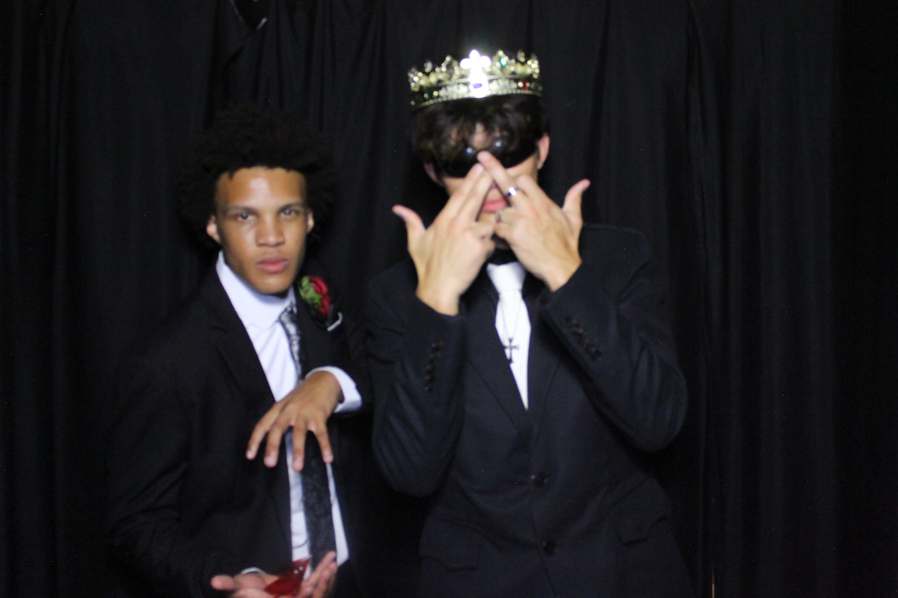 WHHS Homecoming | View more photos from the event at gallery.photoboothcincy.com/u/PhotoBoothCincy/WHHS-Homecoming